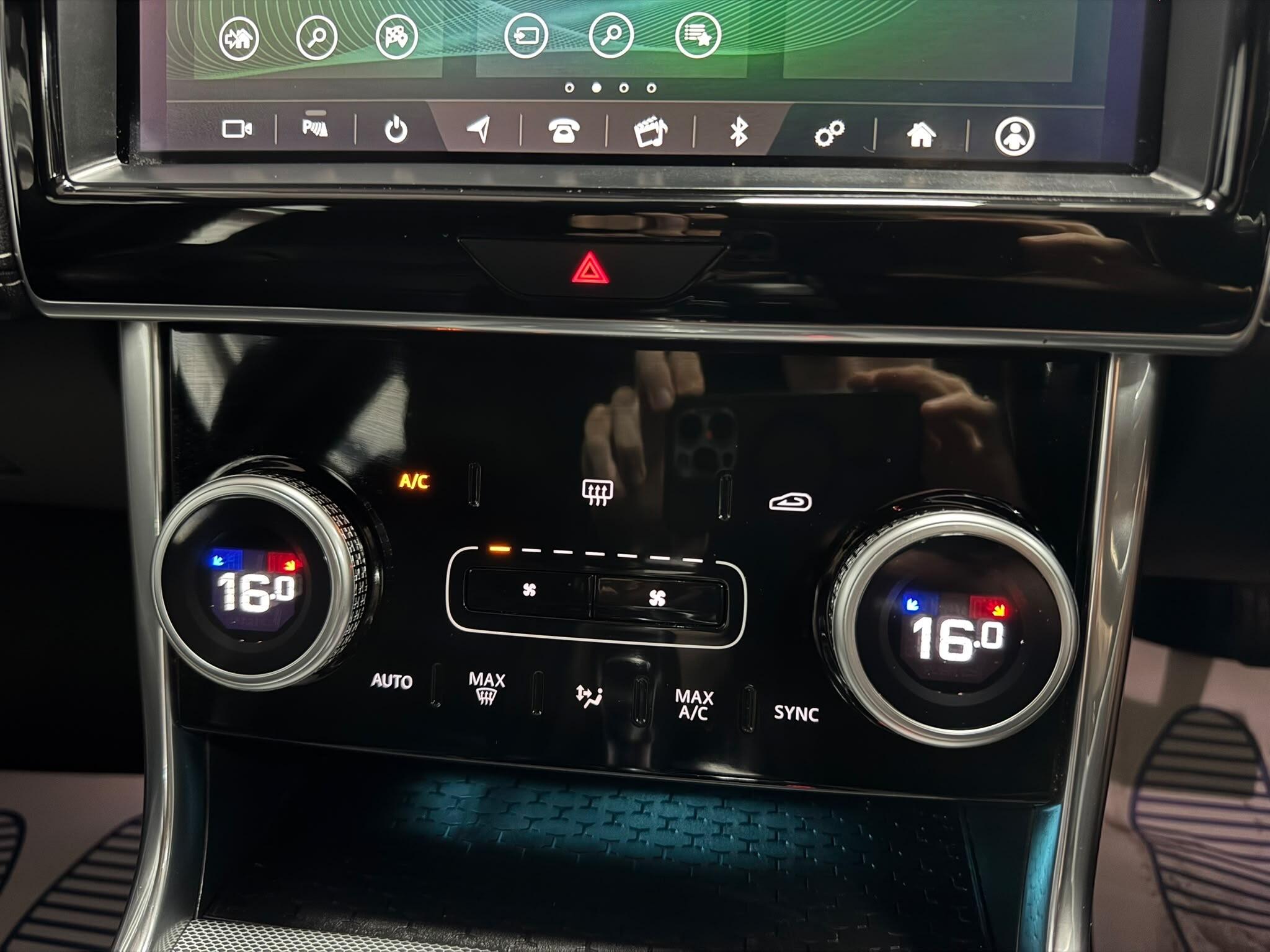 Jaguar Xe view 19