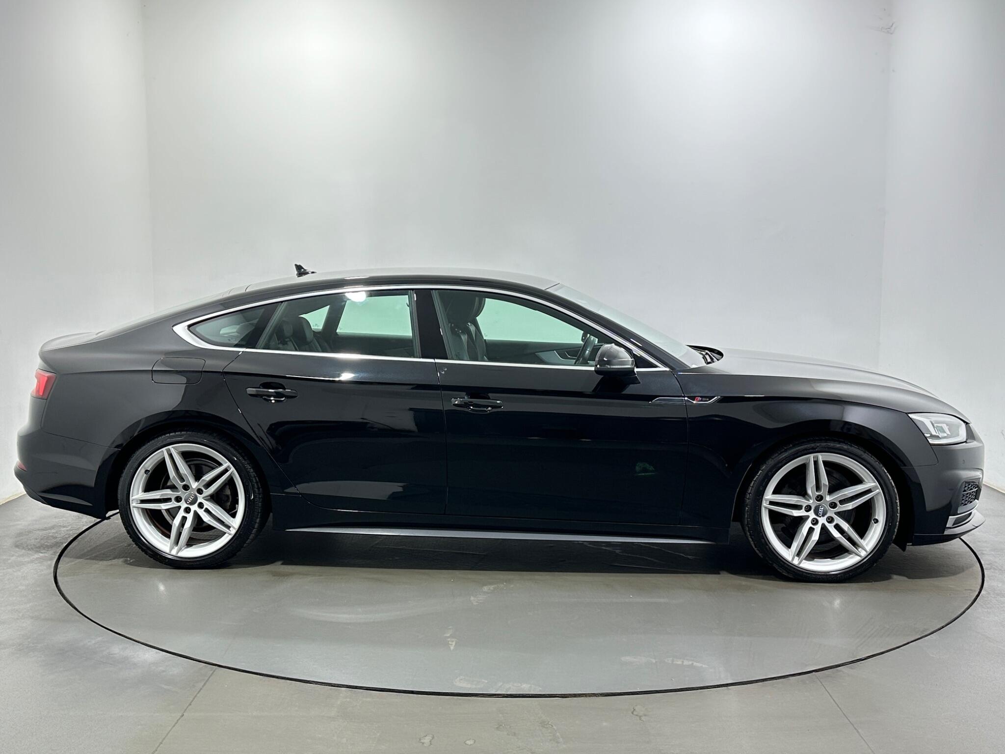 Audi A5 view 9