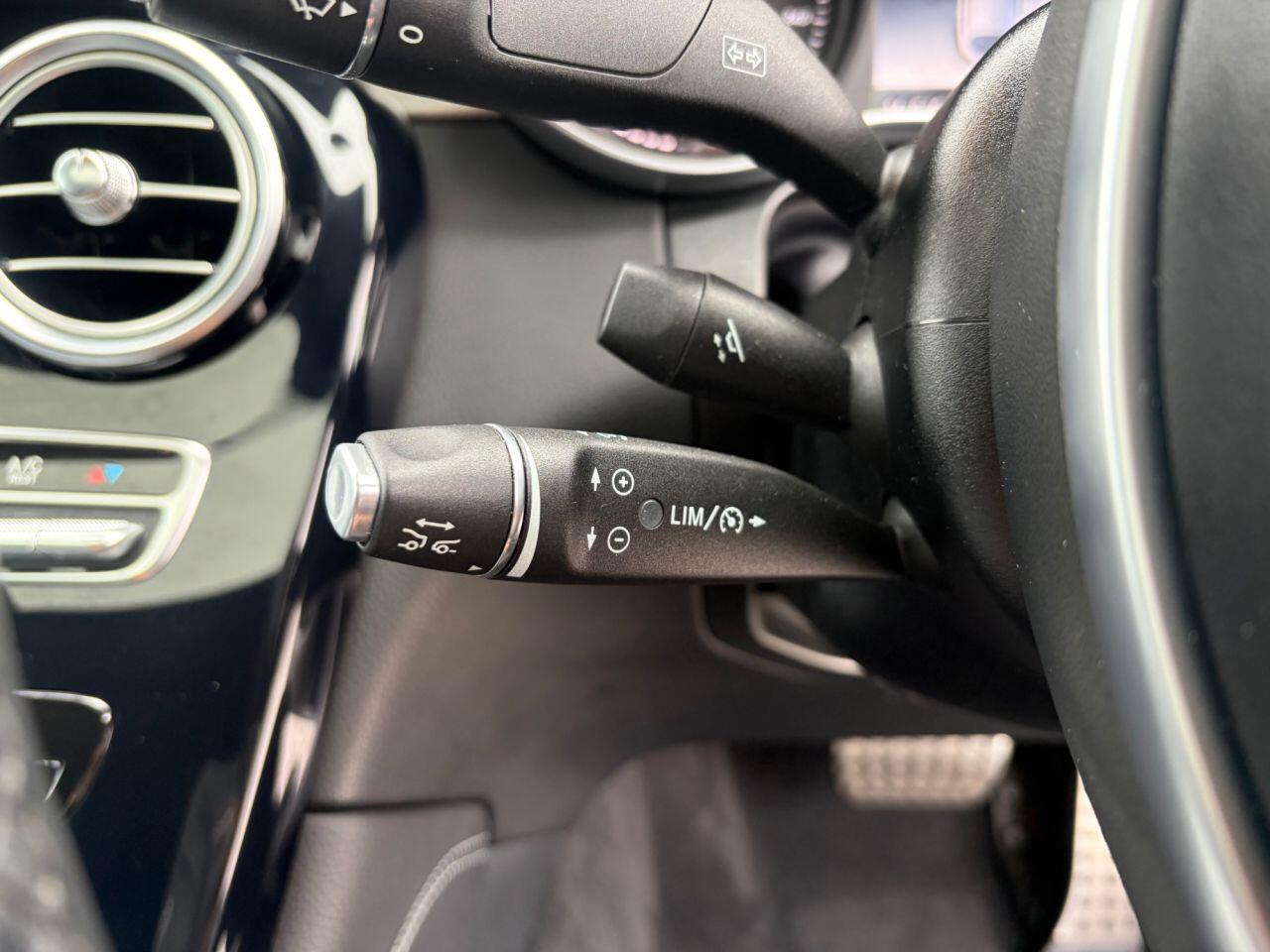 Mercedes-Benz GLC view 32