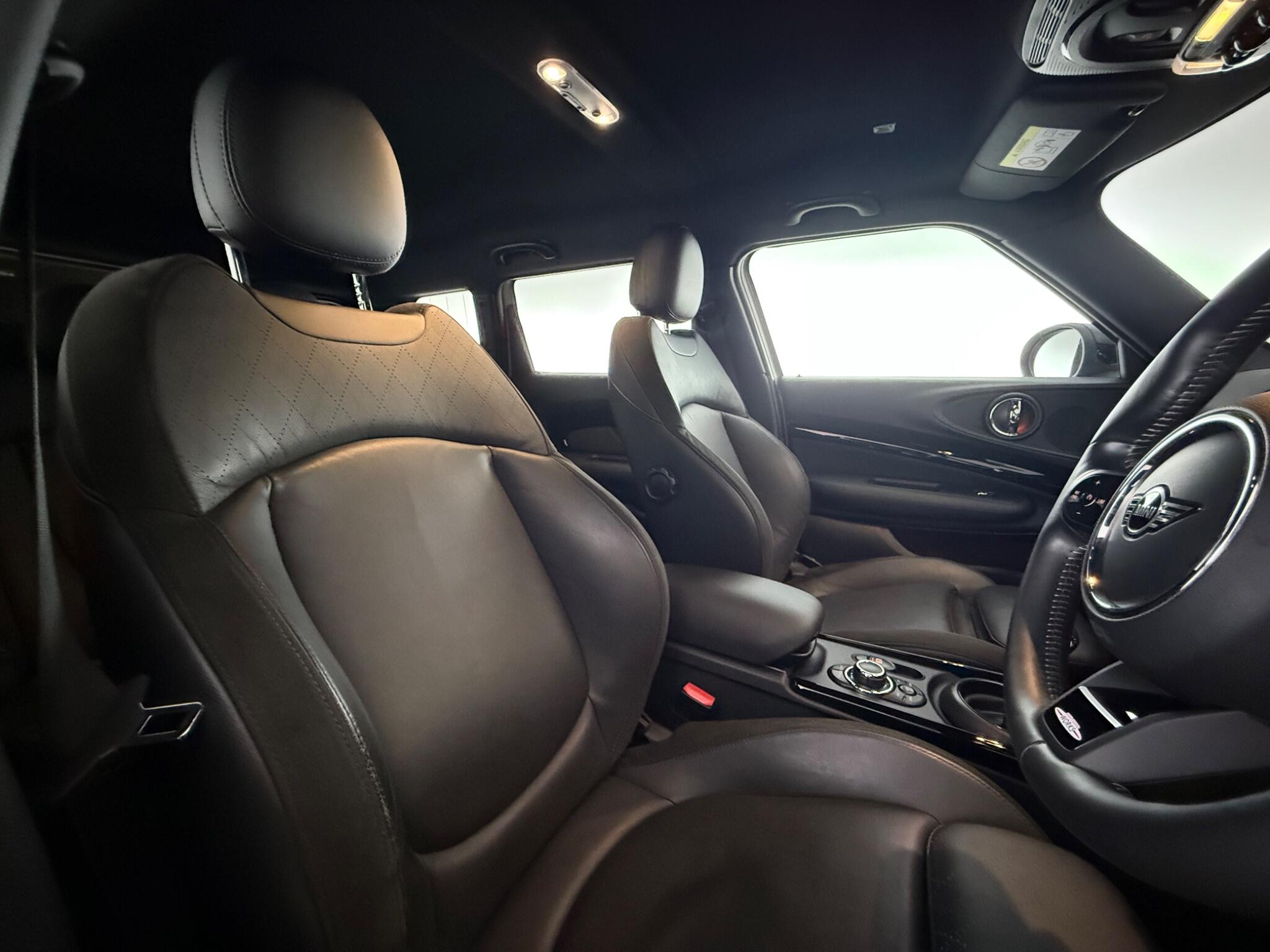 Mini Clubman view 25