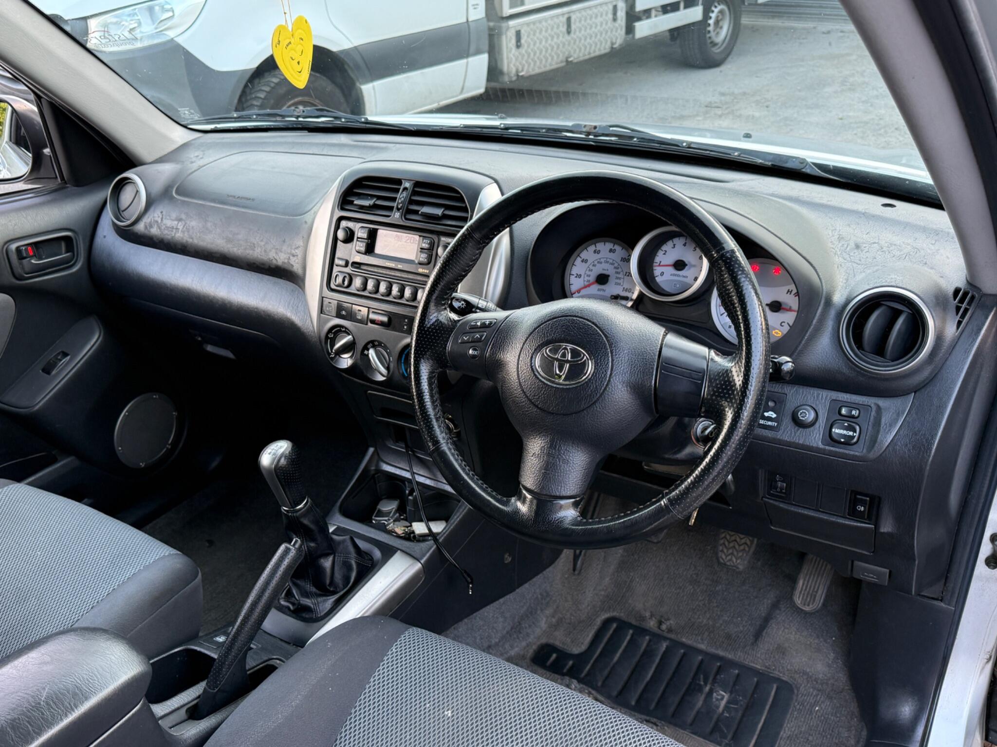 Toyota RAV4 - Image 11