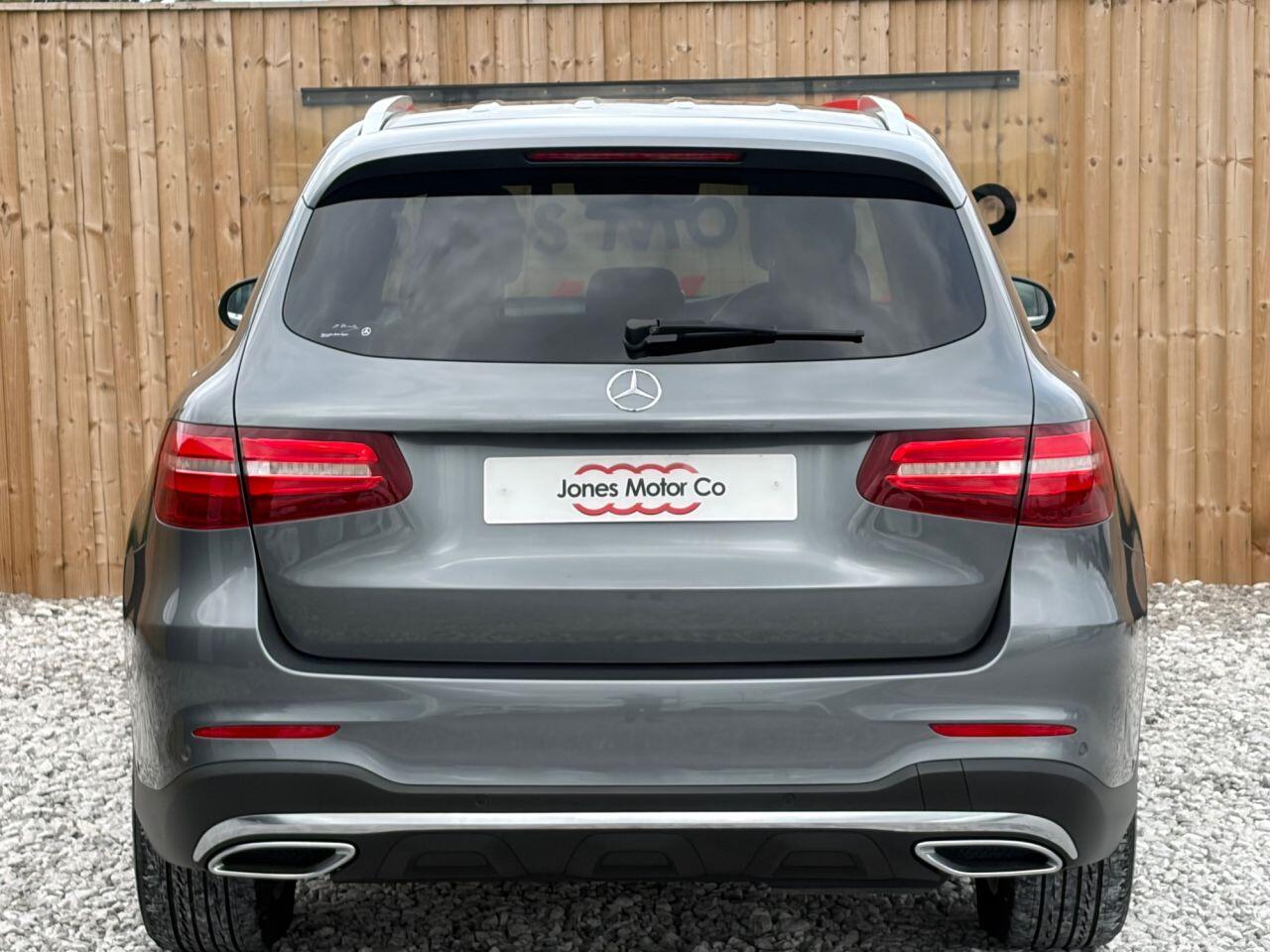Mercedes-Benz GLC view 5