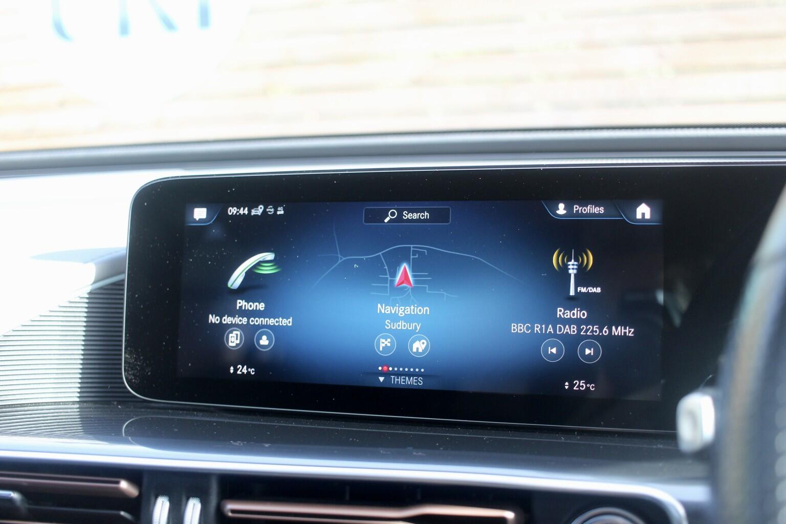 Mercedes-Benz Eqc view 23