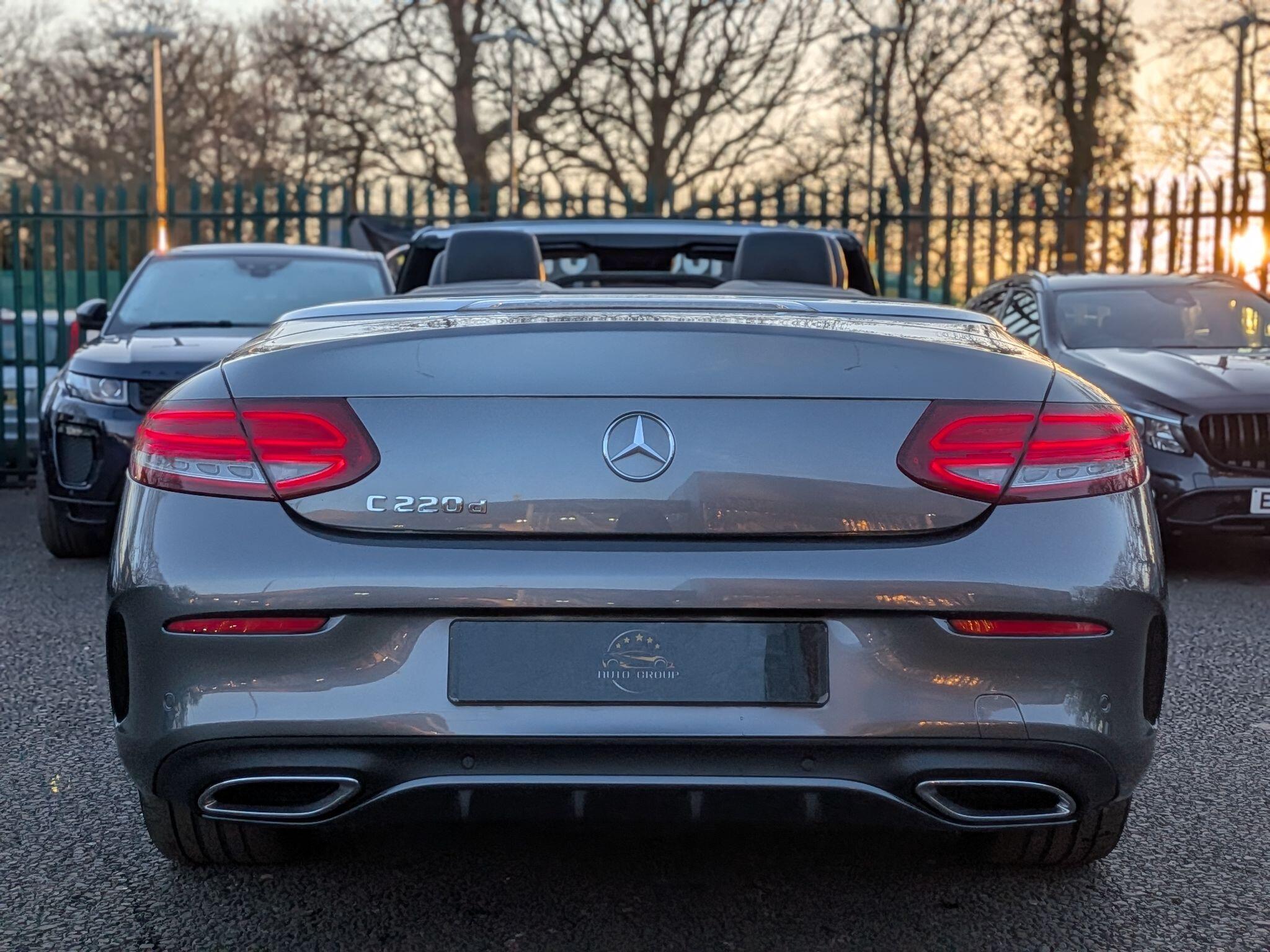 Mercedes-Benz C Class view 21