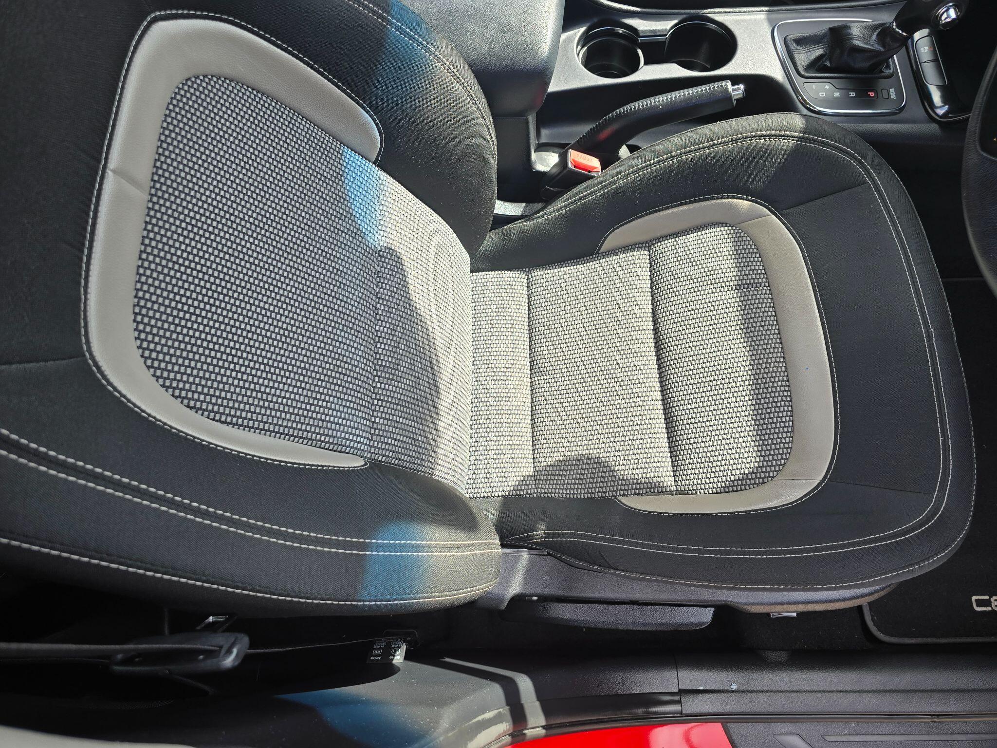 Kia Ceed view 34
