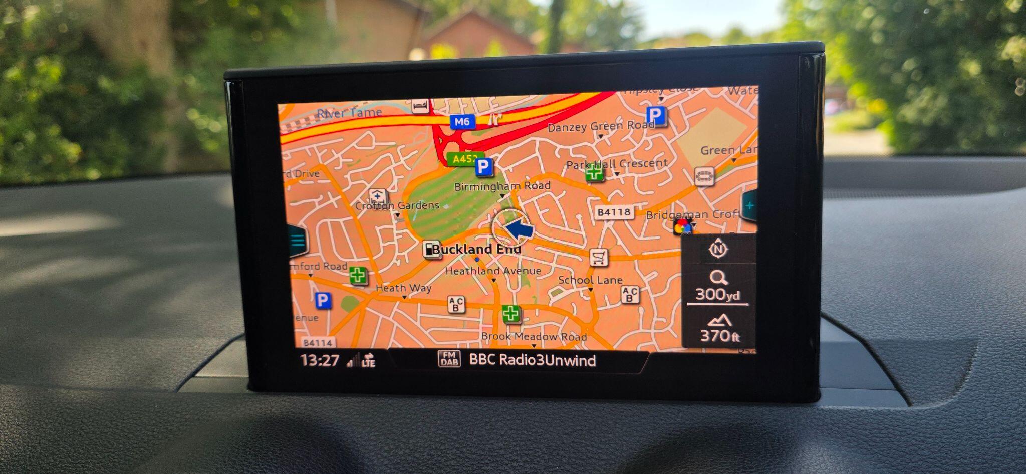 Audi Q2 view 5