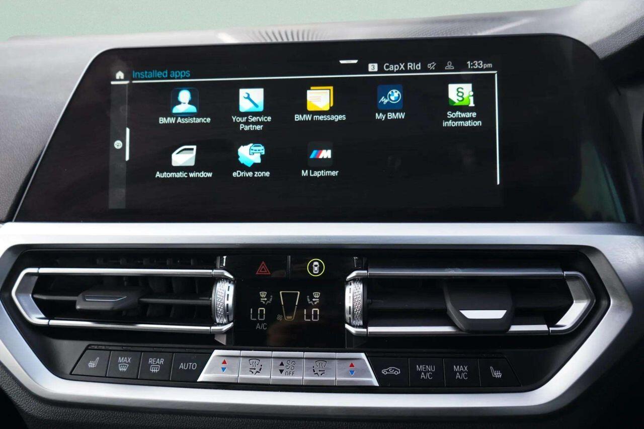 BMW 3 Series view 30