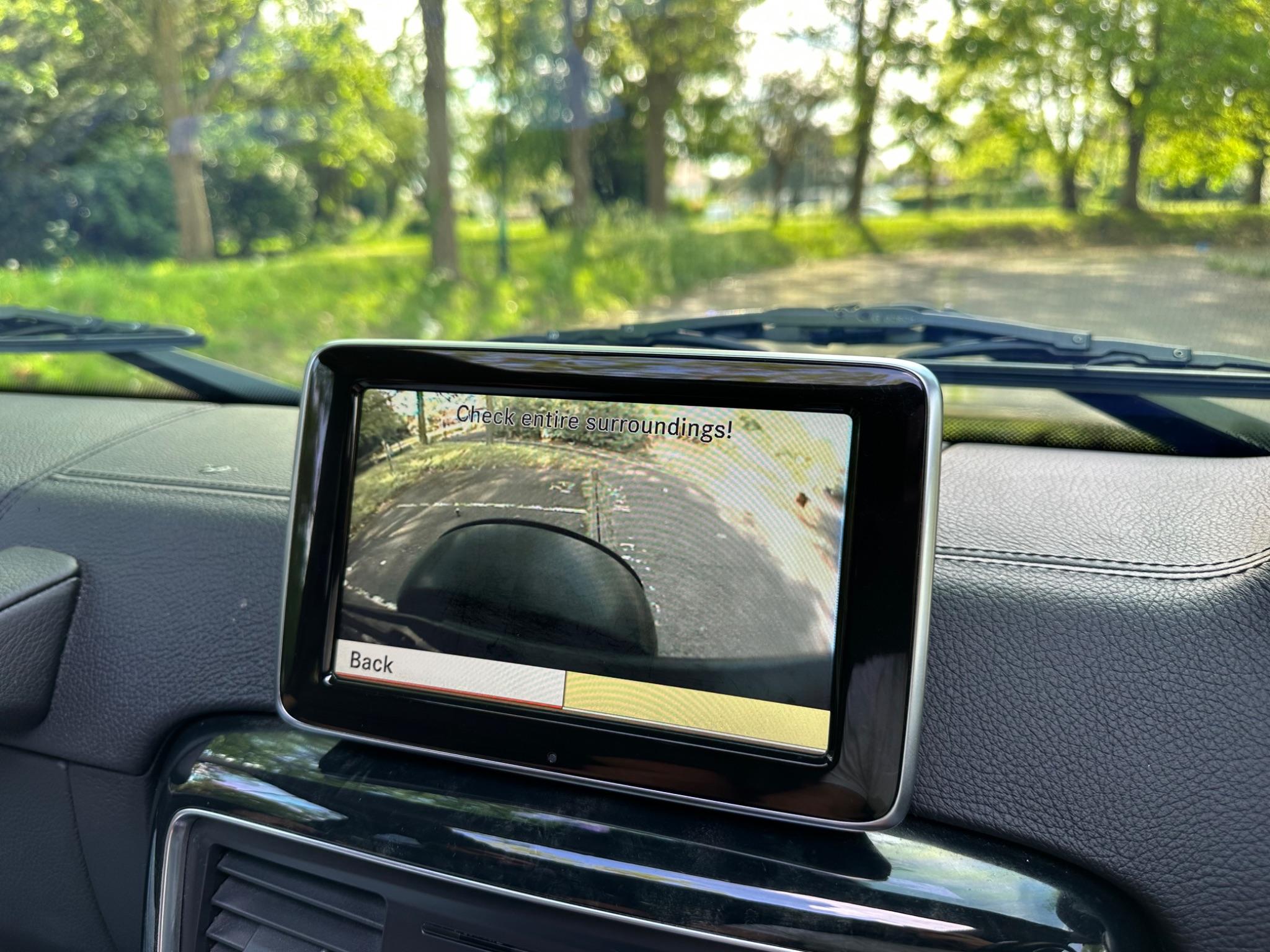 Mercedes-Benz G-Class view 37