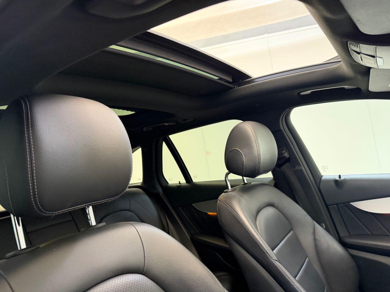 Mercedes-Benz GLC view 15