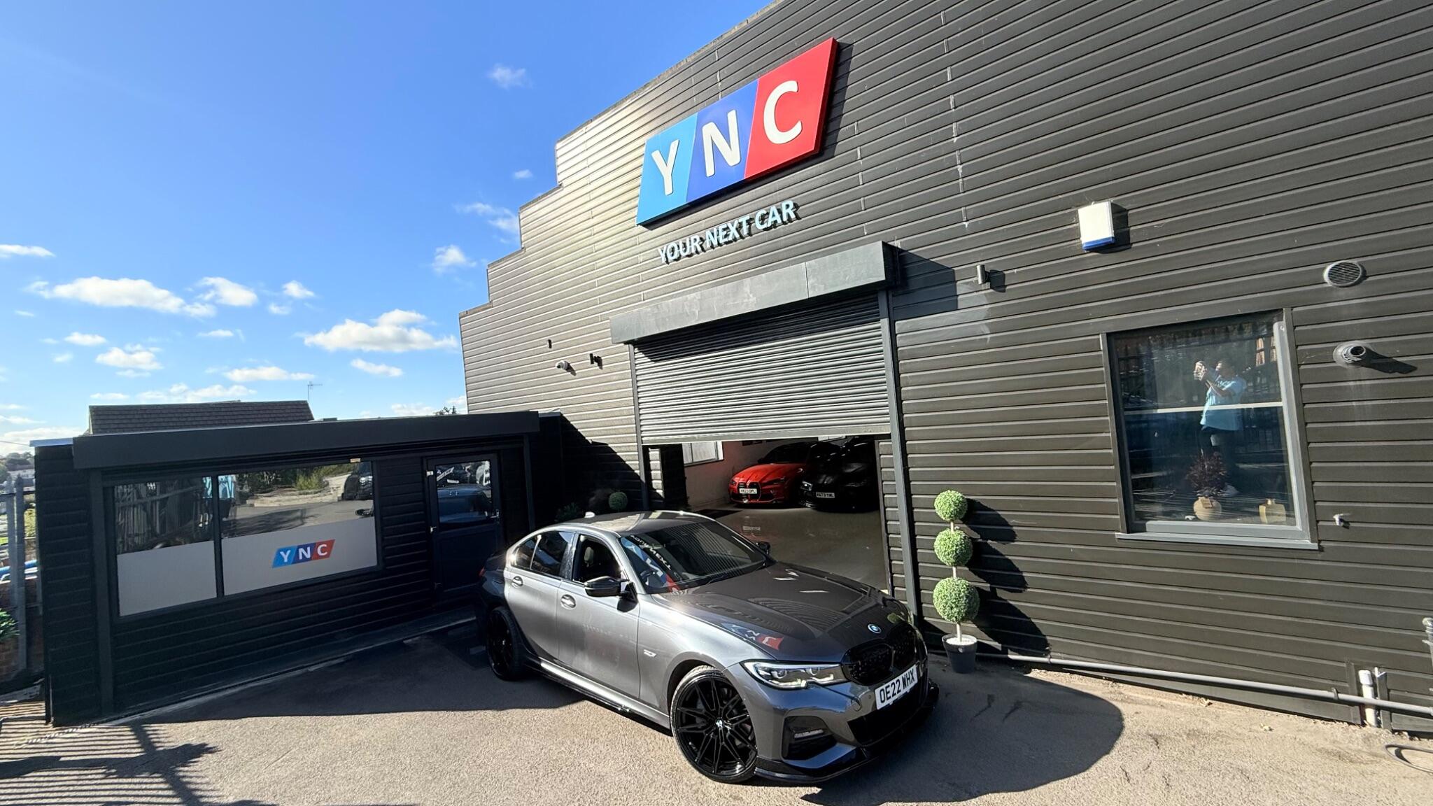 BMW 3 Series view 7