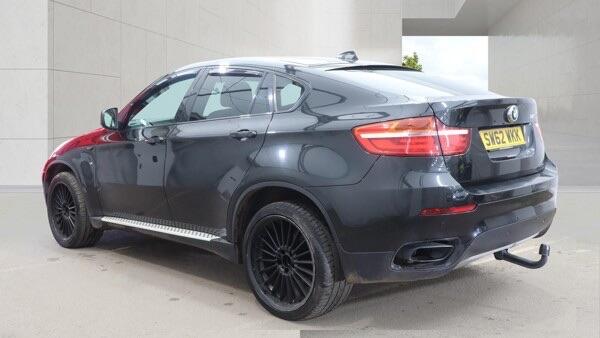 BMW X6 view 6