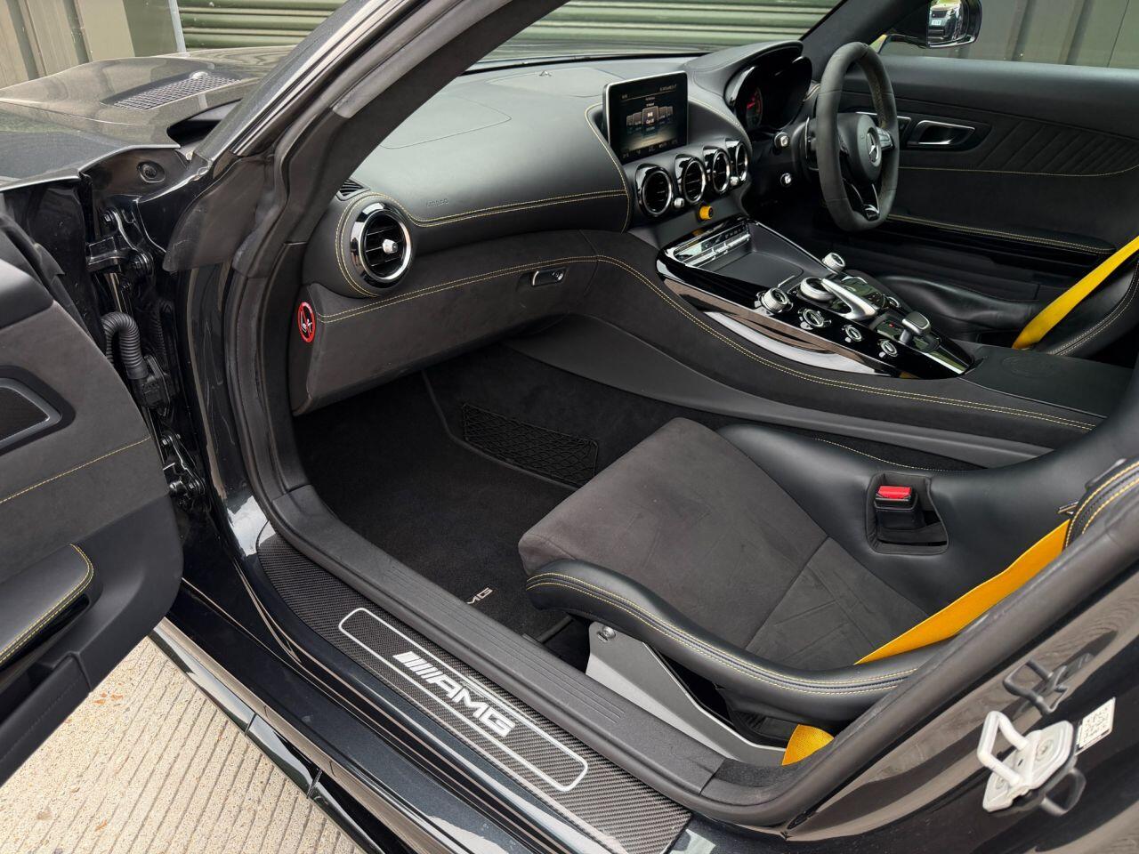 Mercedes-Benz Amg GT view 2