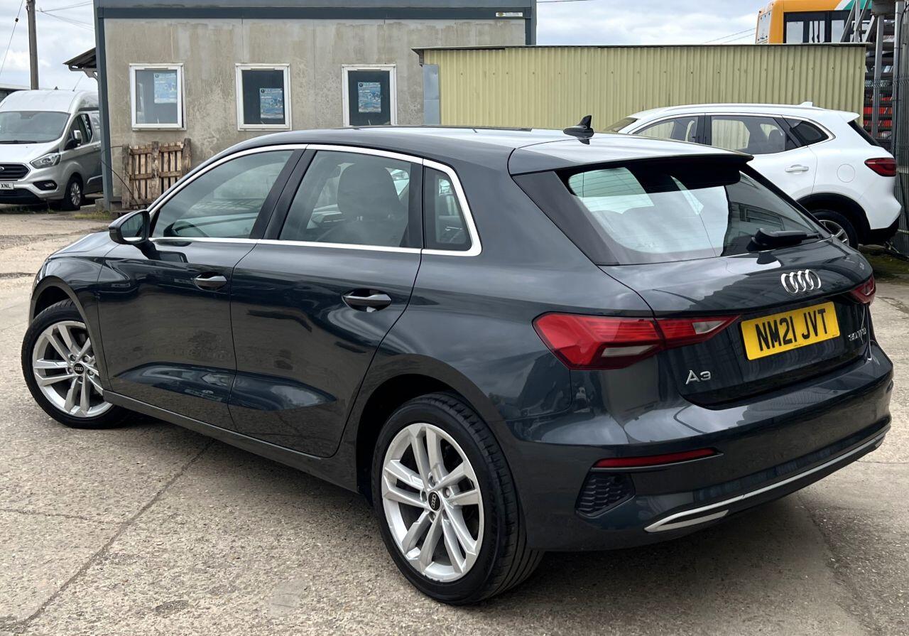 Audi A3 view 4