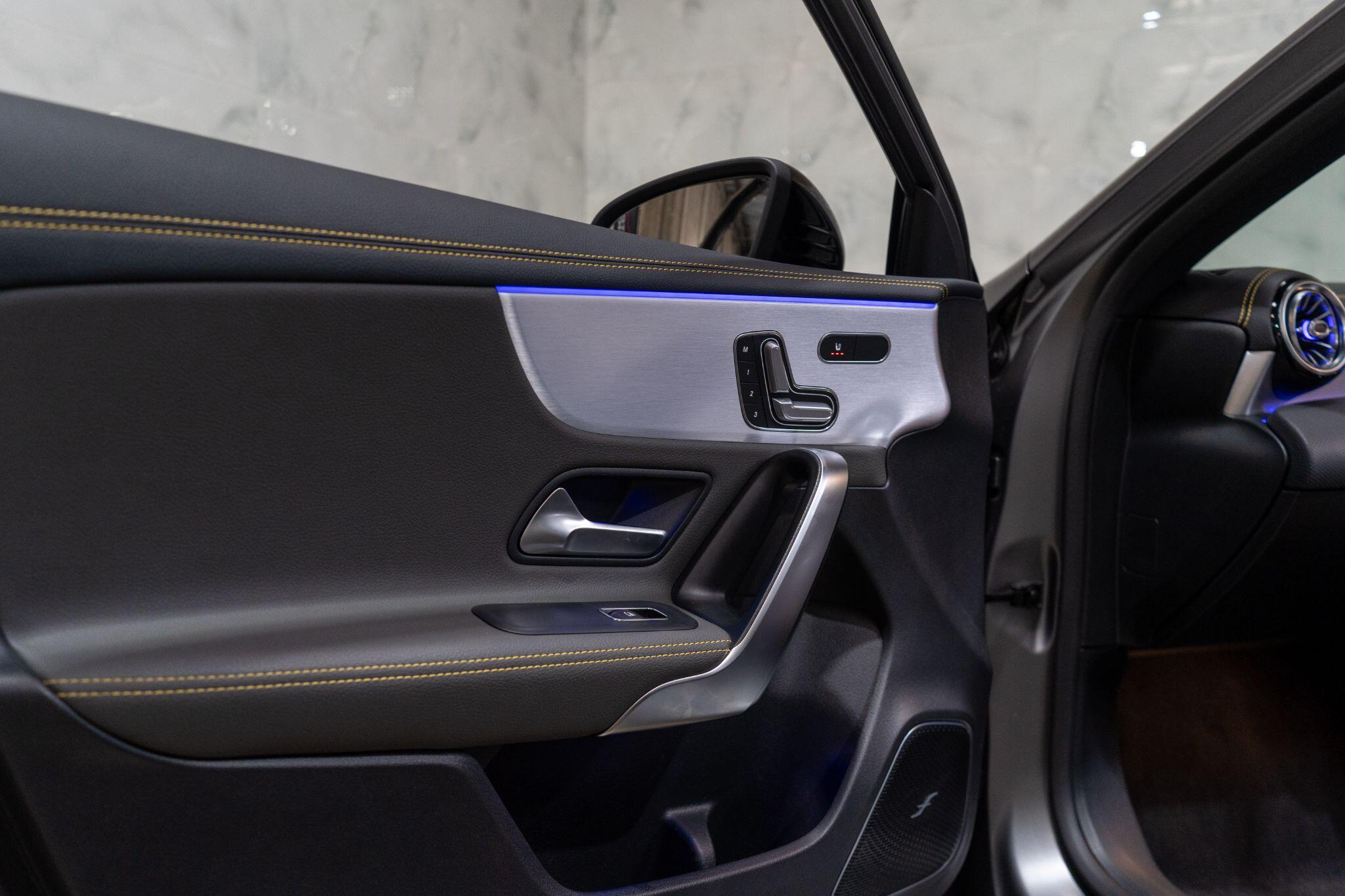 Mercedes-Benz A-Class view 40