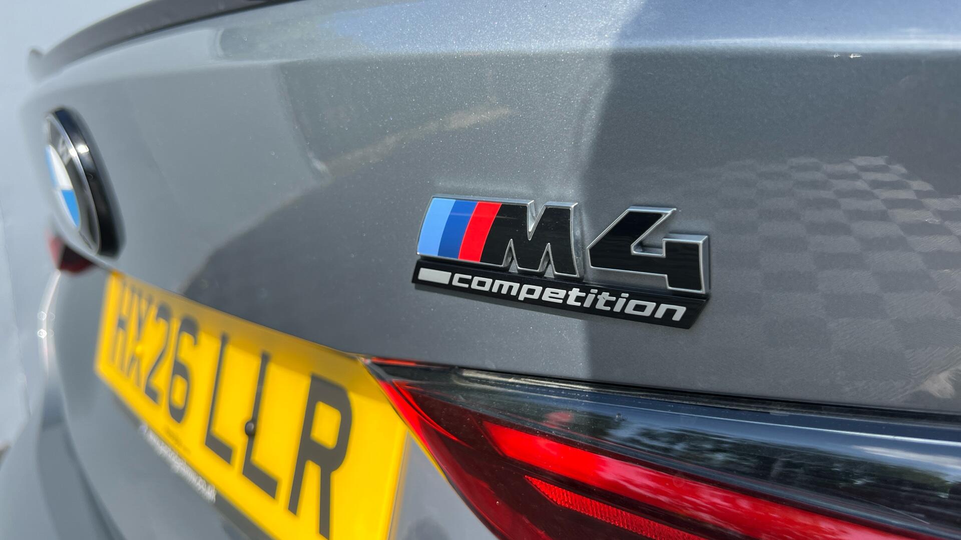 BMW M4 view 33