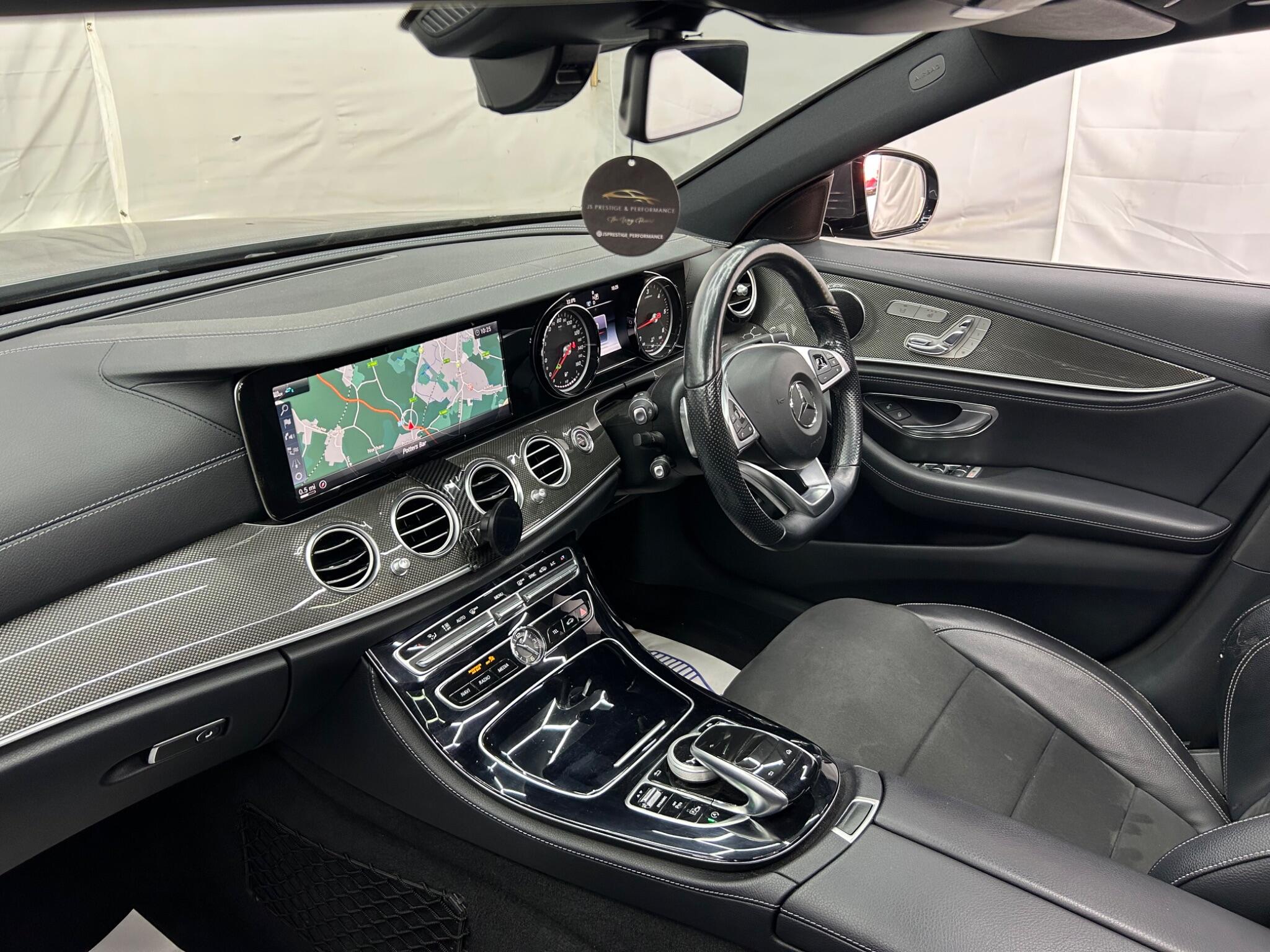 Mercedes-Benz E Class view 15