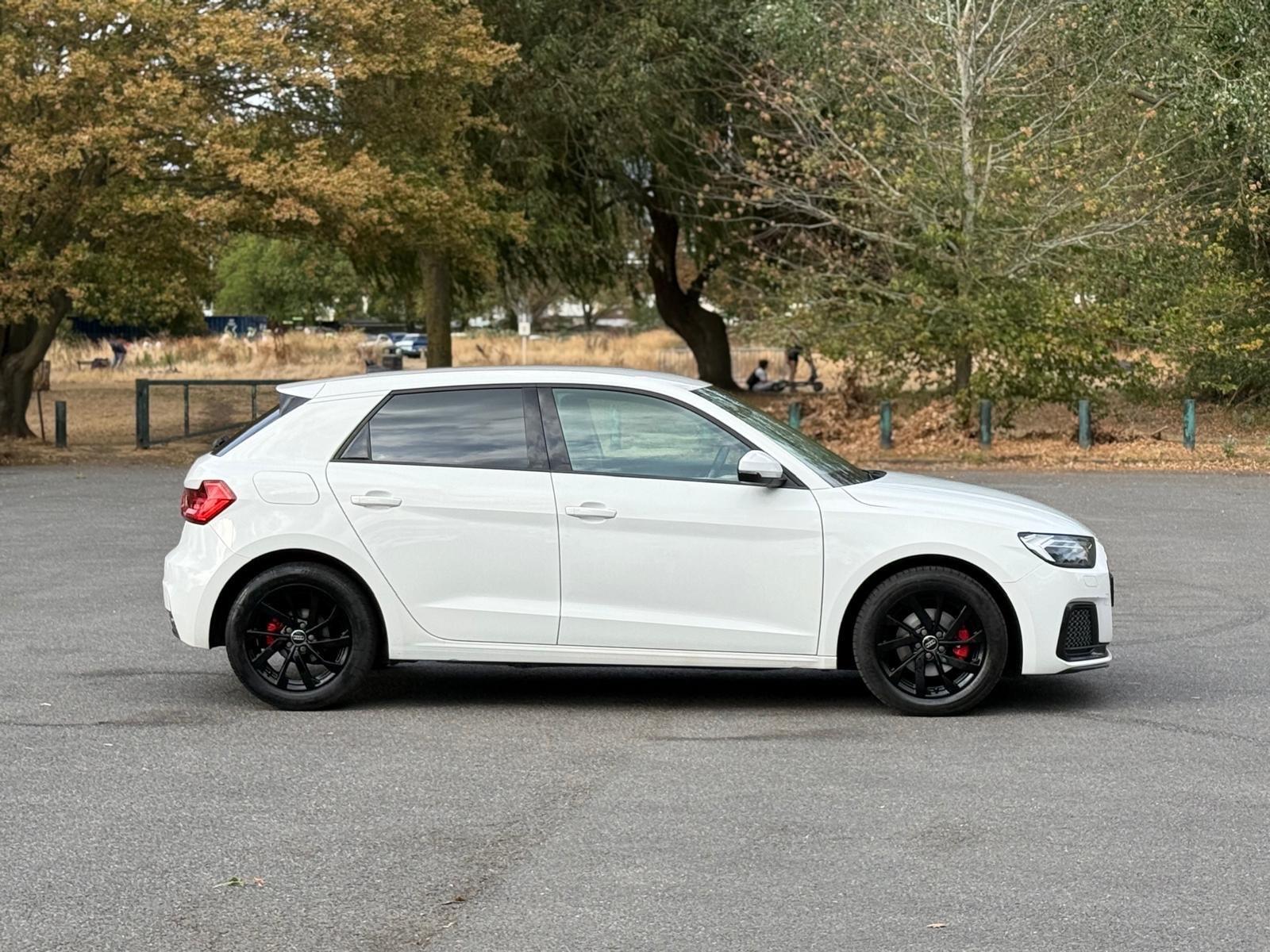 Audi A1 view 9