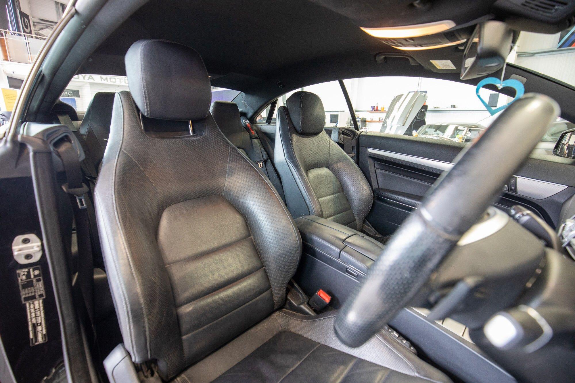 Mercedes-Benz E-Class view 2