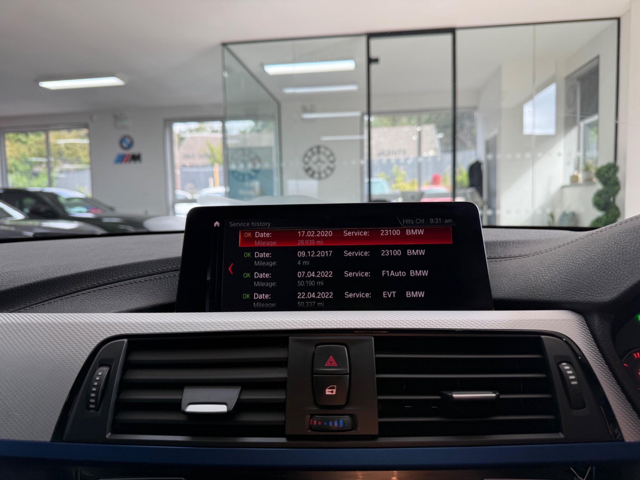 BMW 4 Series view 16