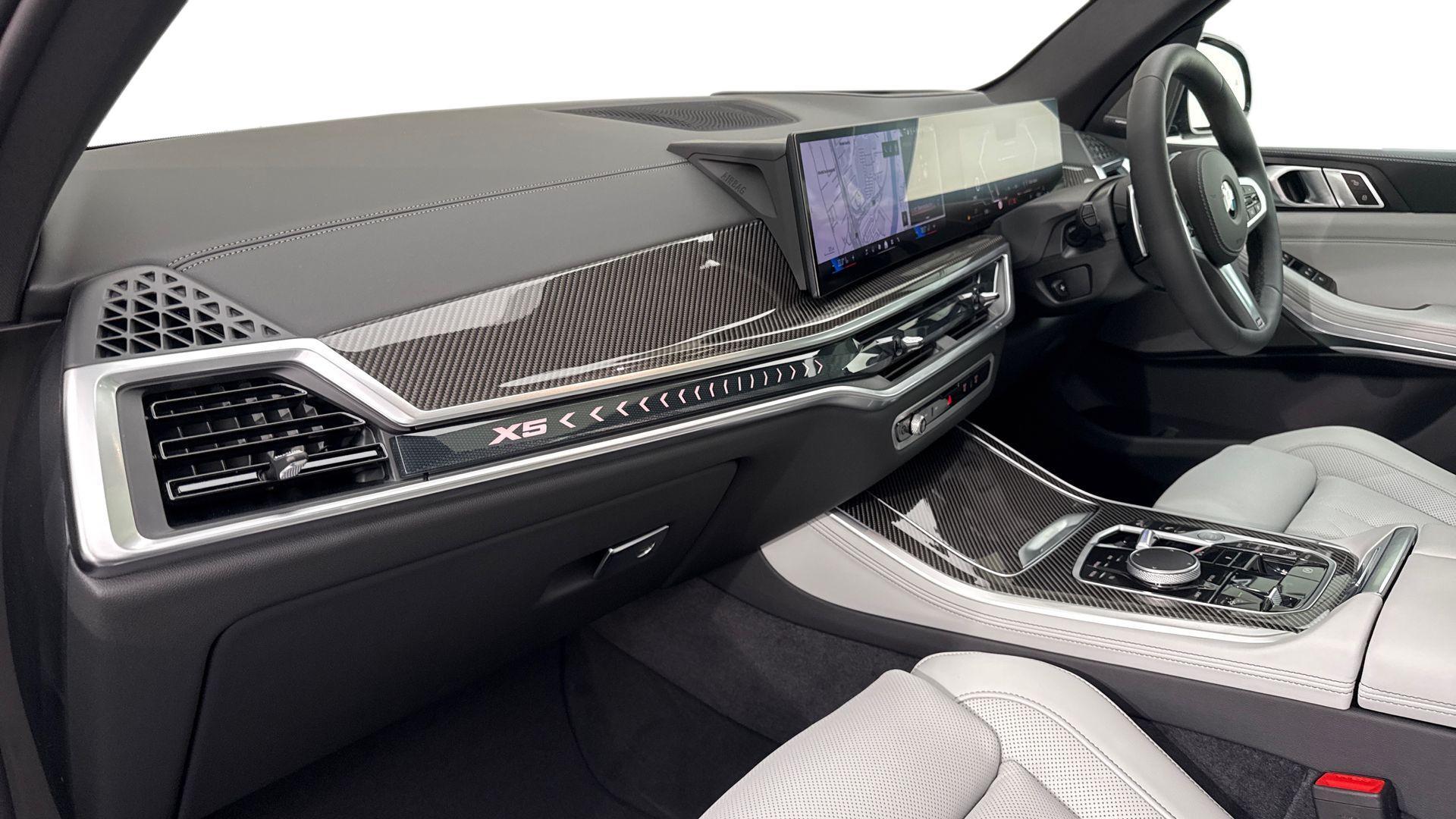 BMW X5 view 7