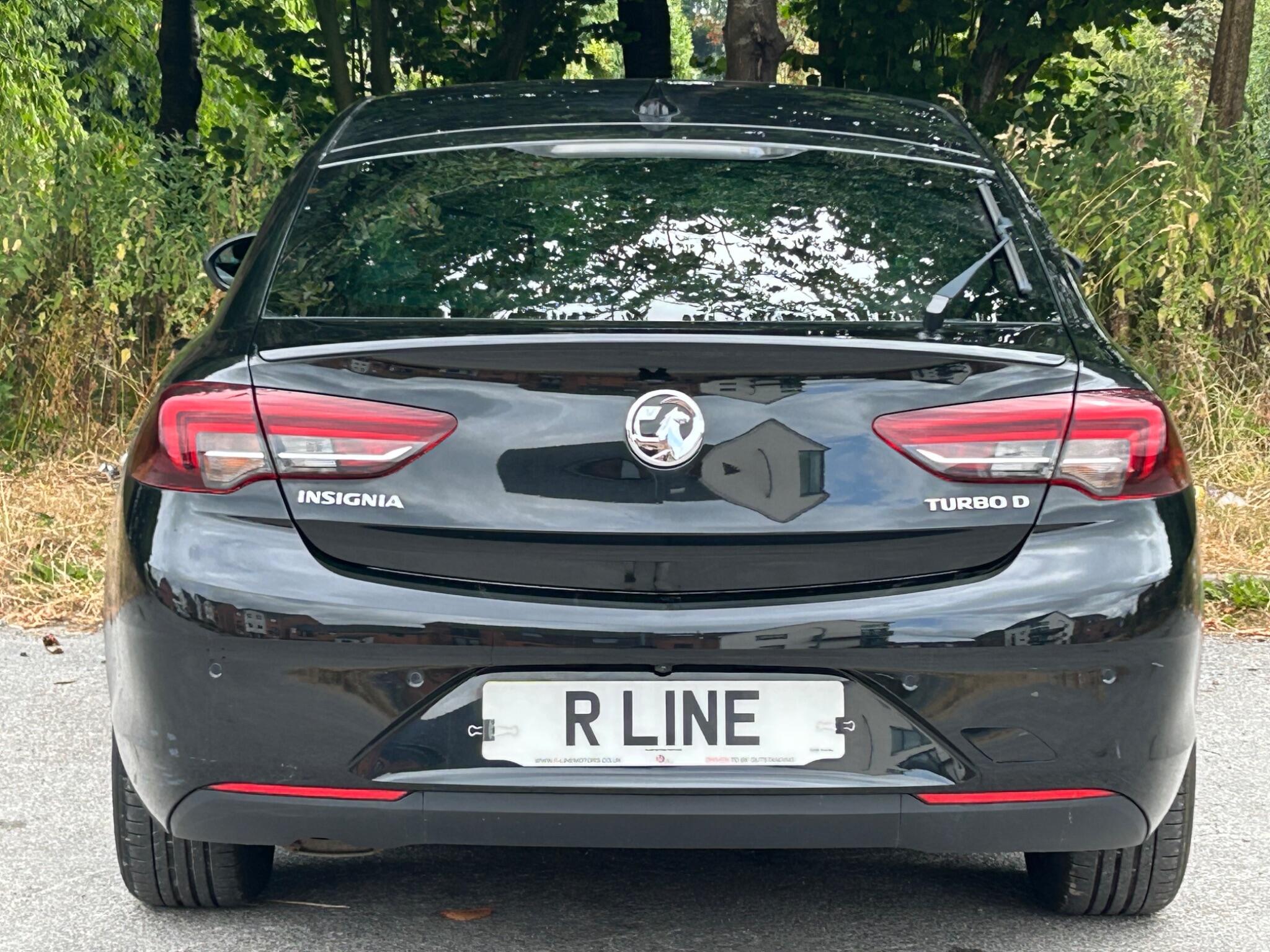 Vauxhall Insignia view 9