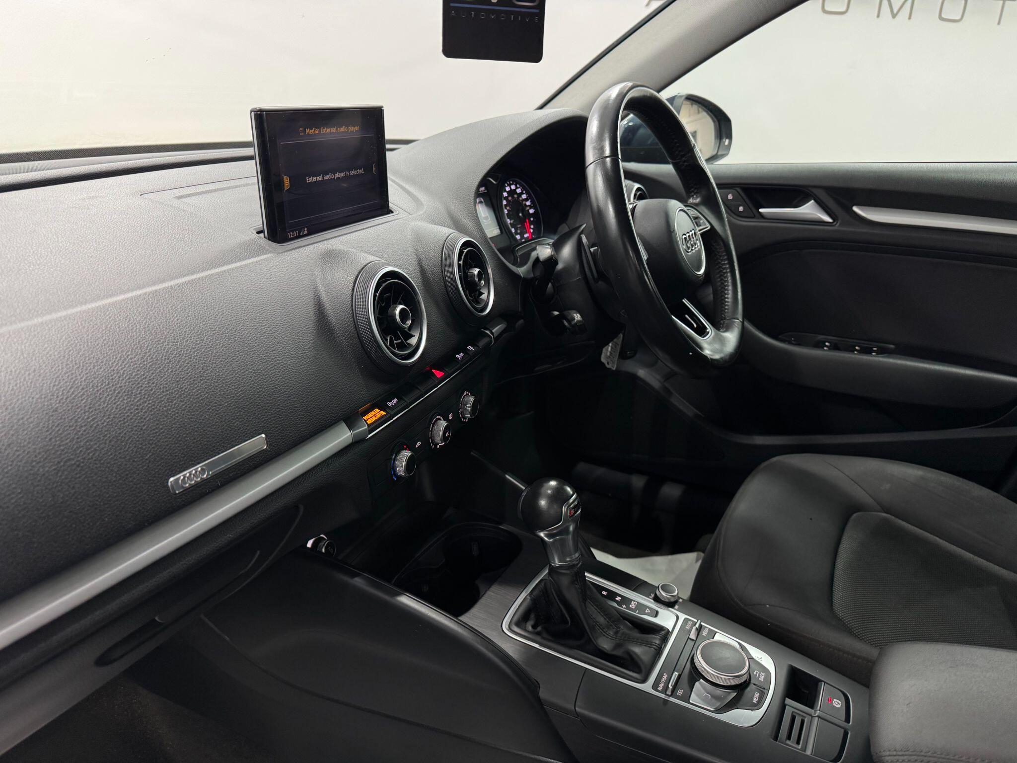 Audi A3 view 34