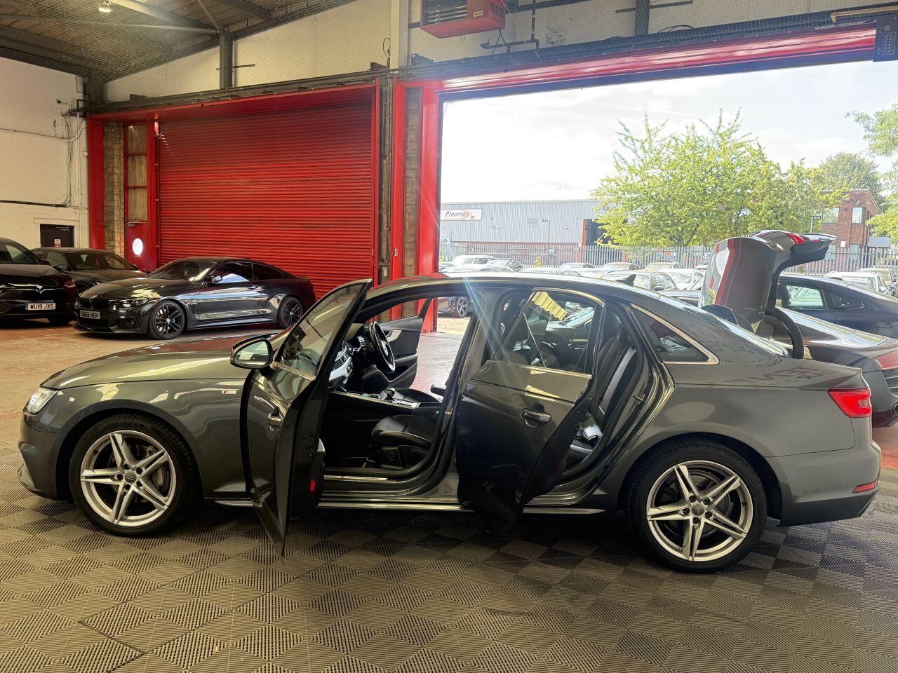 Audi A4 view 13