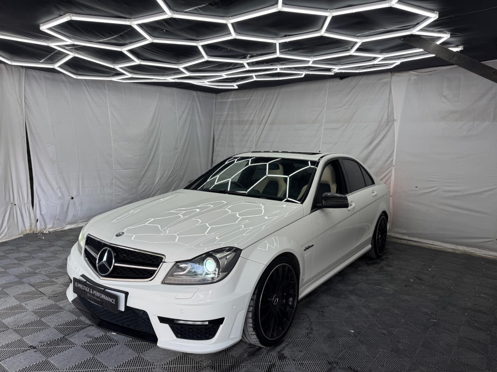Mercedes-Benz C Class view 3
