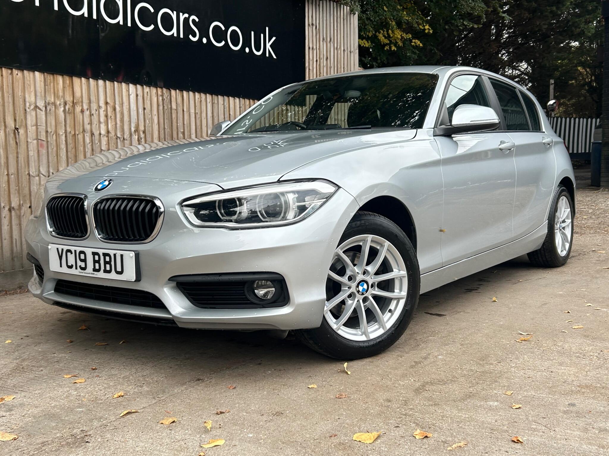 BMW 1 Series view 6