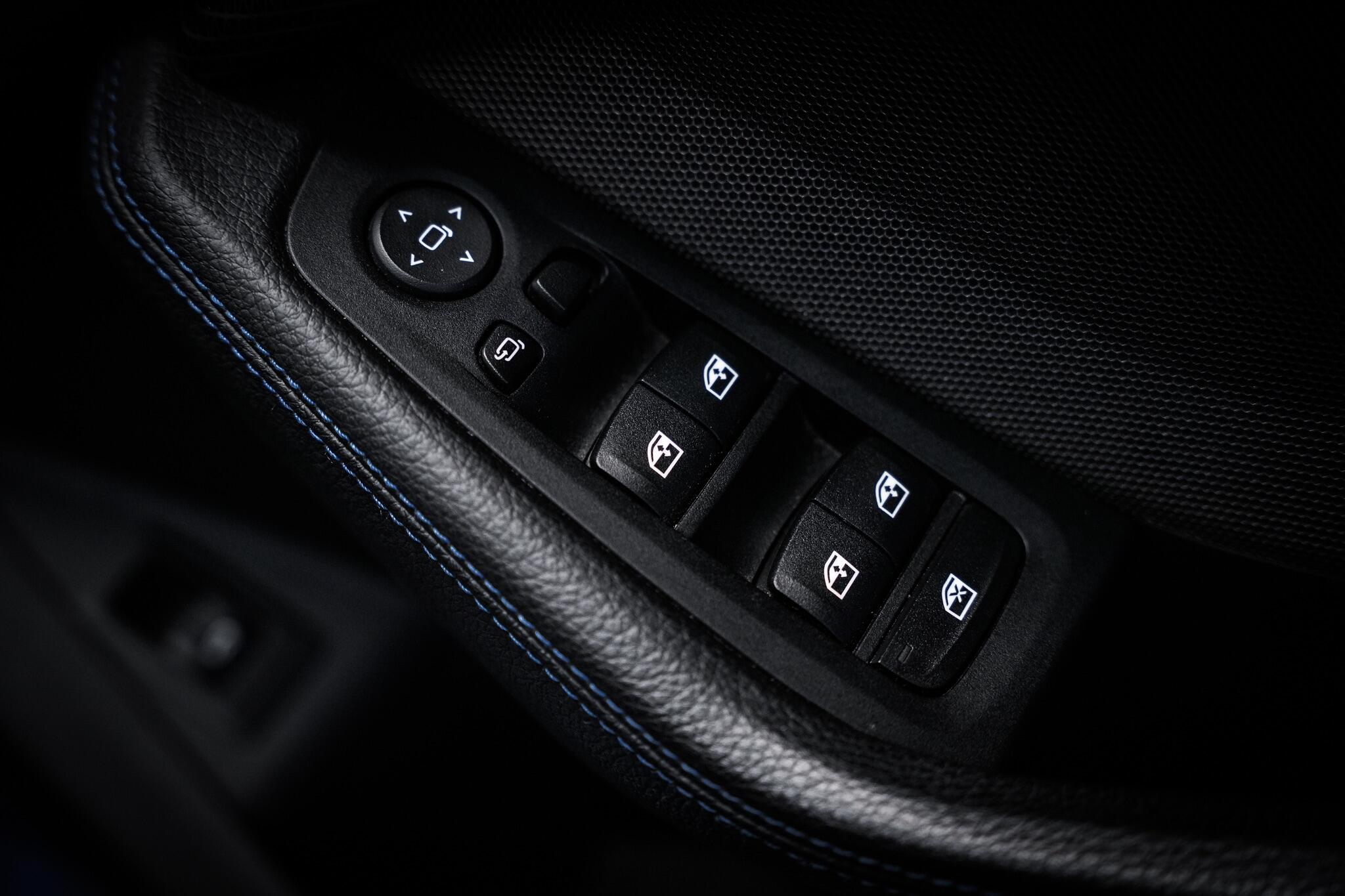 BMW 1 Series view 50