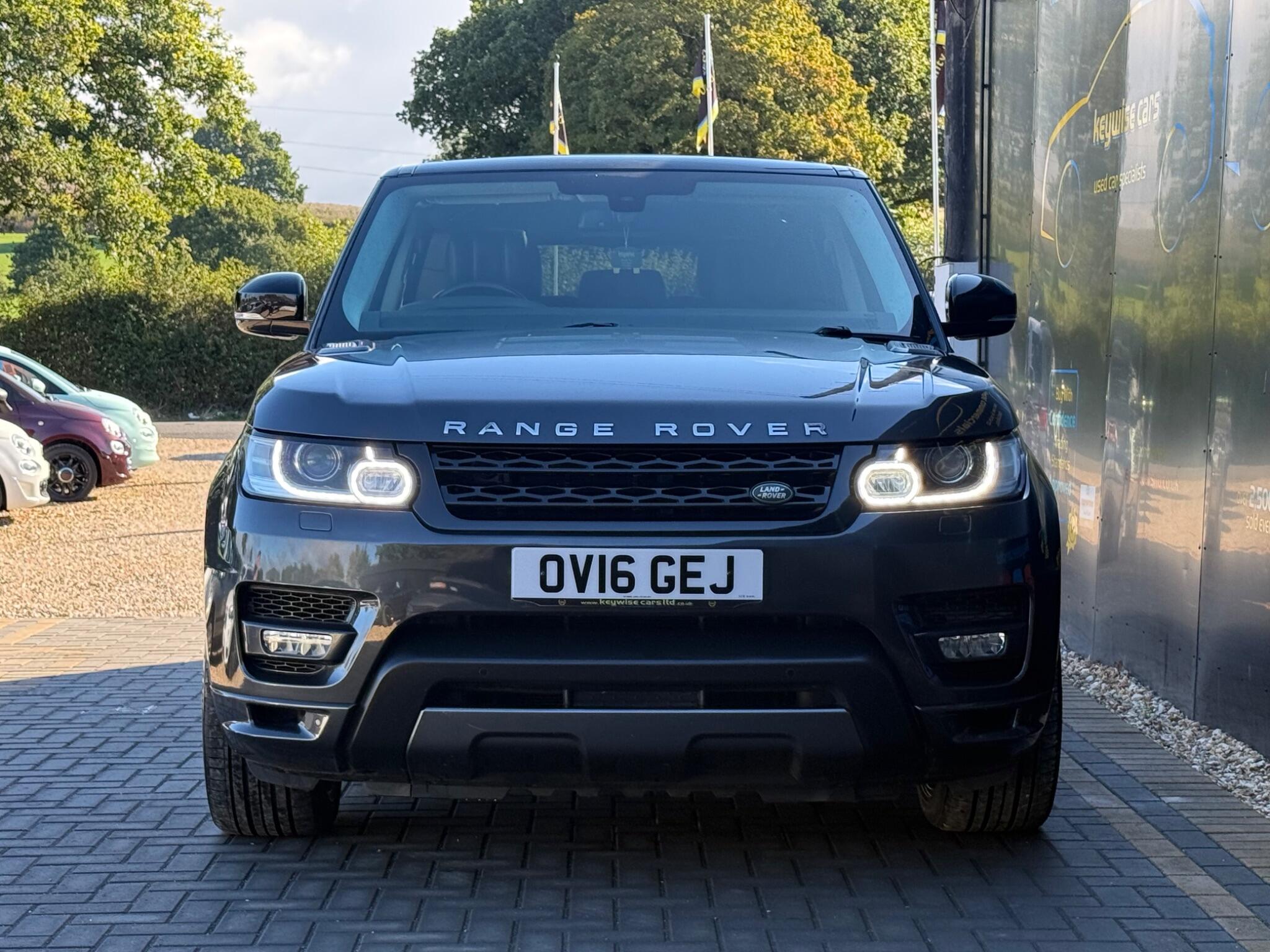 Land Rover Range Rover Sport view 10