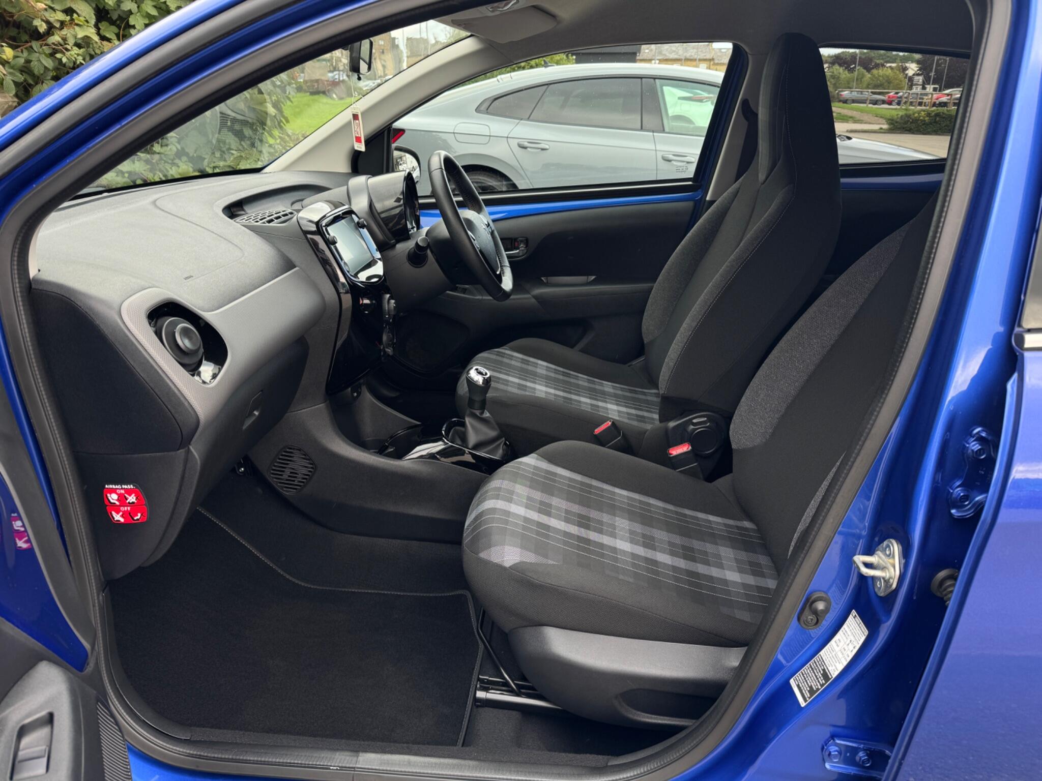 Peugeot 108 view 20