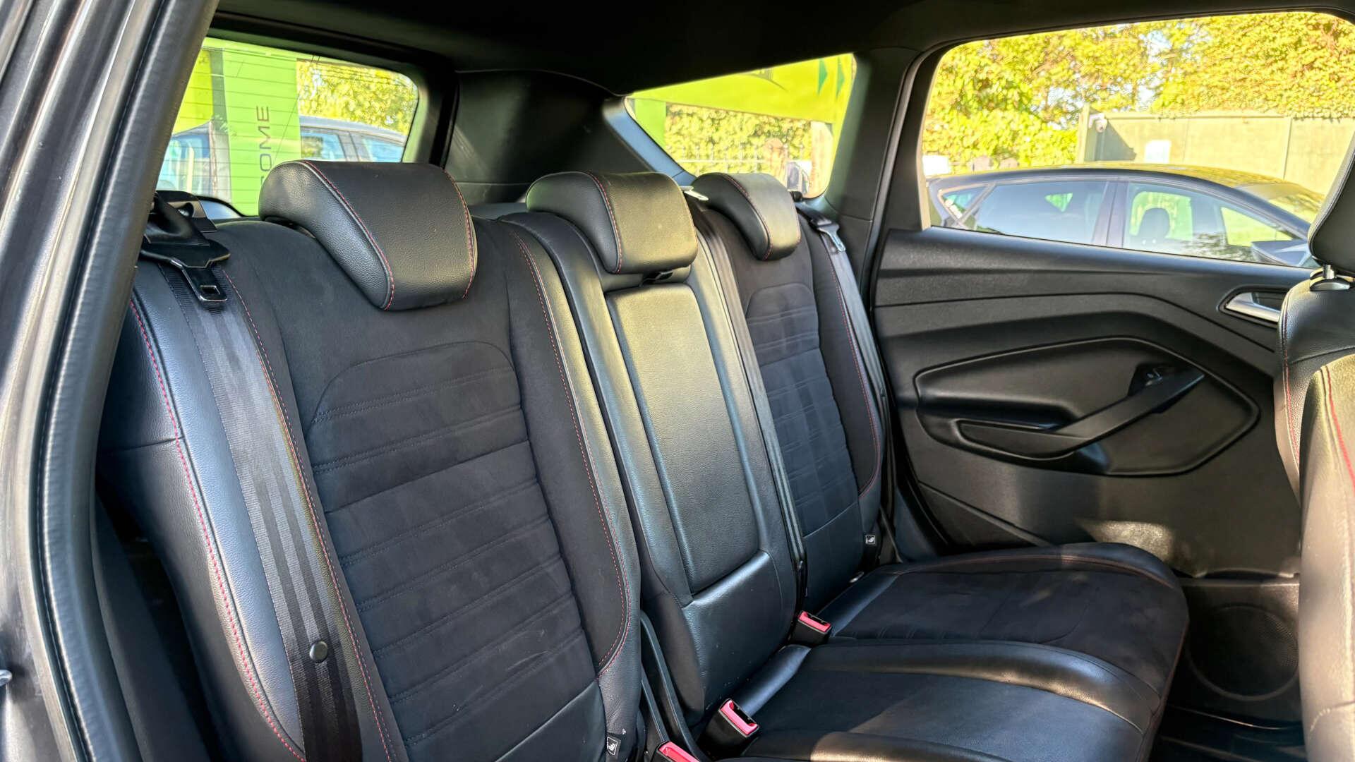 Ford Kuga view 11