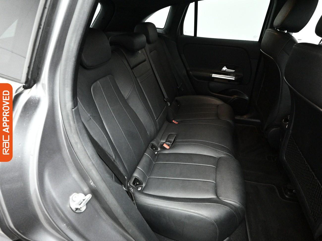Mercedes-Benz EQA view 14