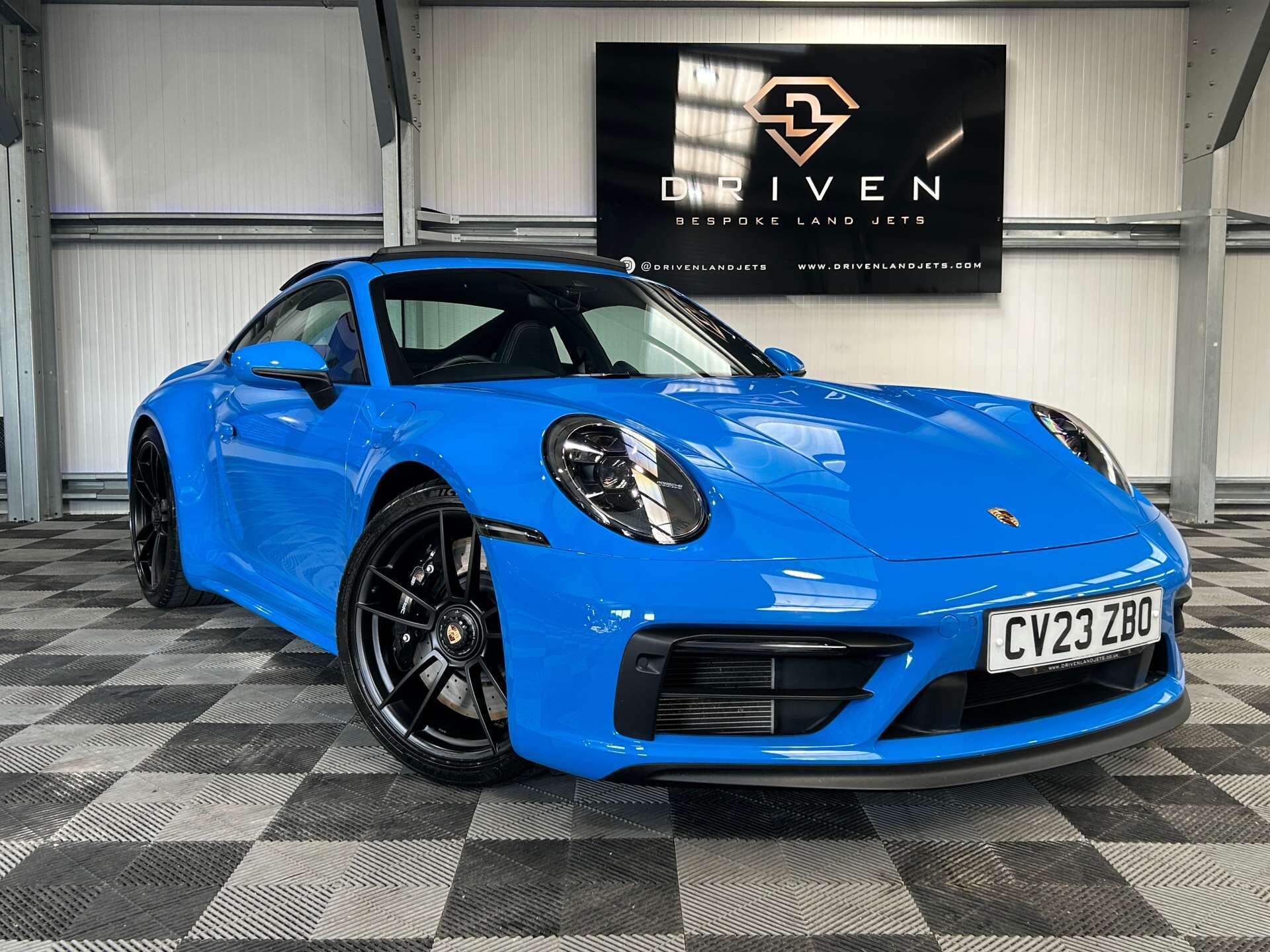Porsche 911 main image