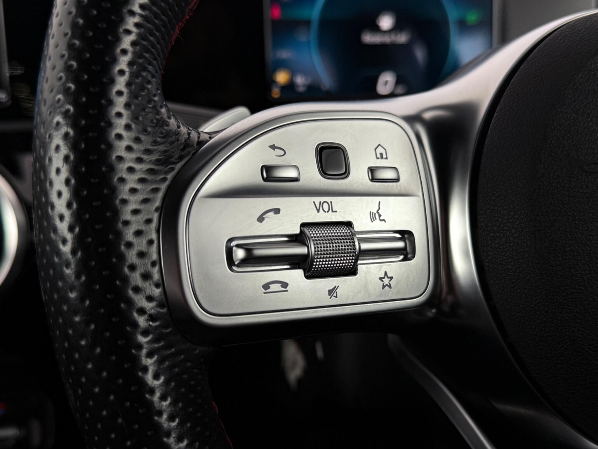 Mercedes-Benz A-Class view 14