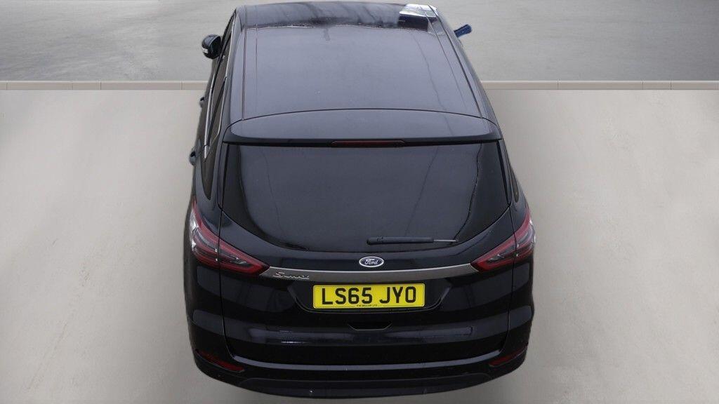 Ford S-Max view 8