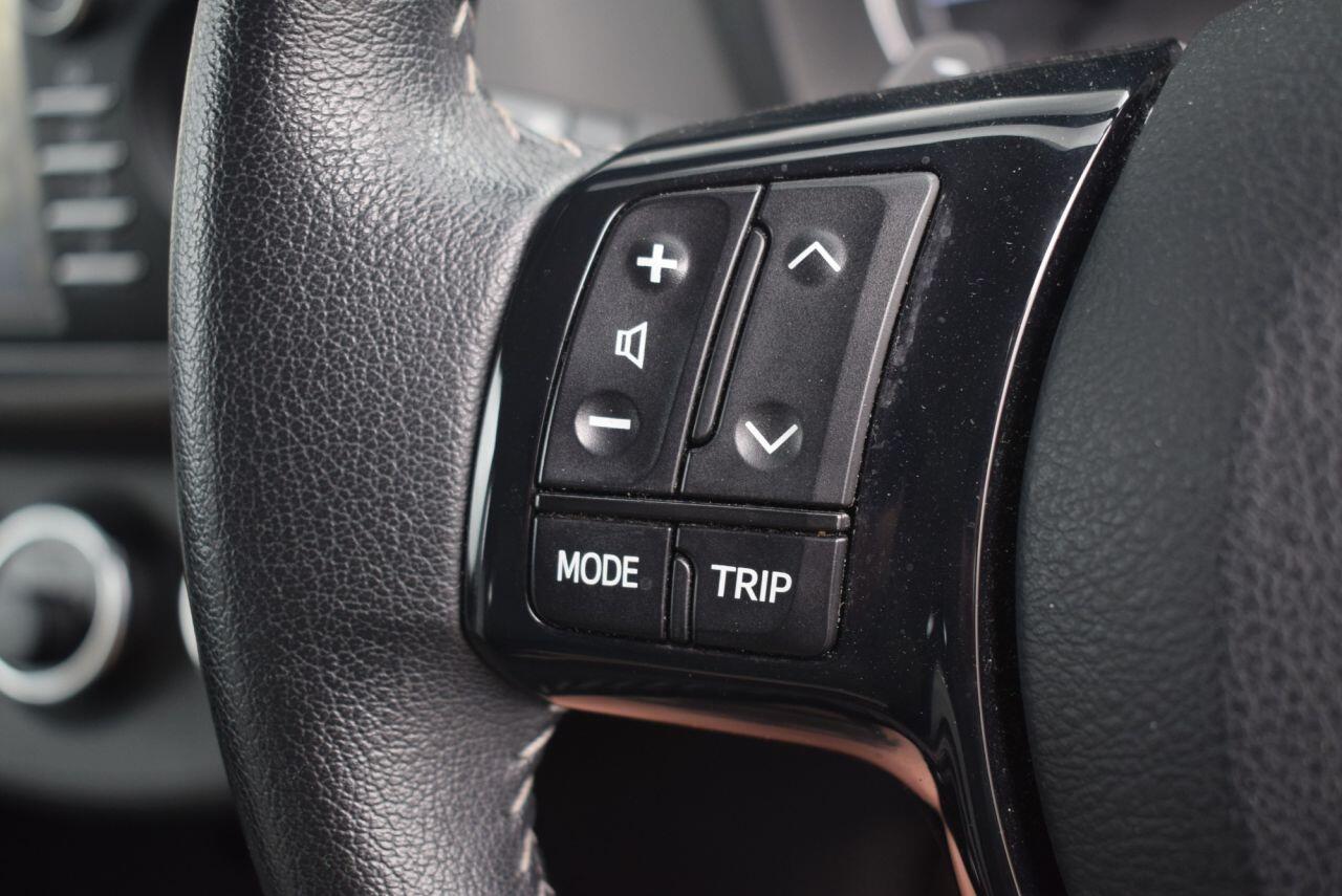 Toyota Yaris view 22