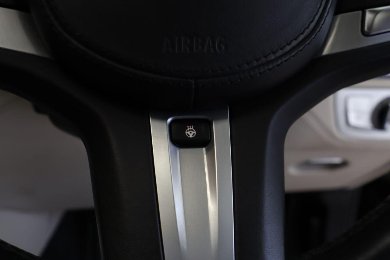 BMW 7 Series view 51
