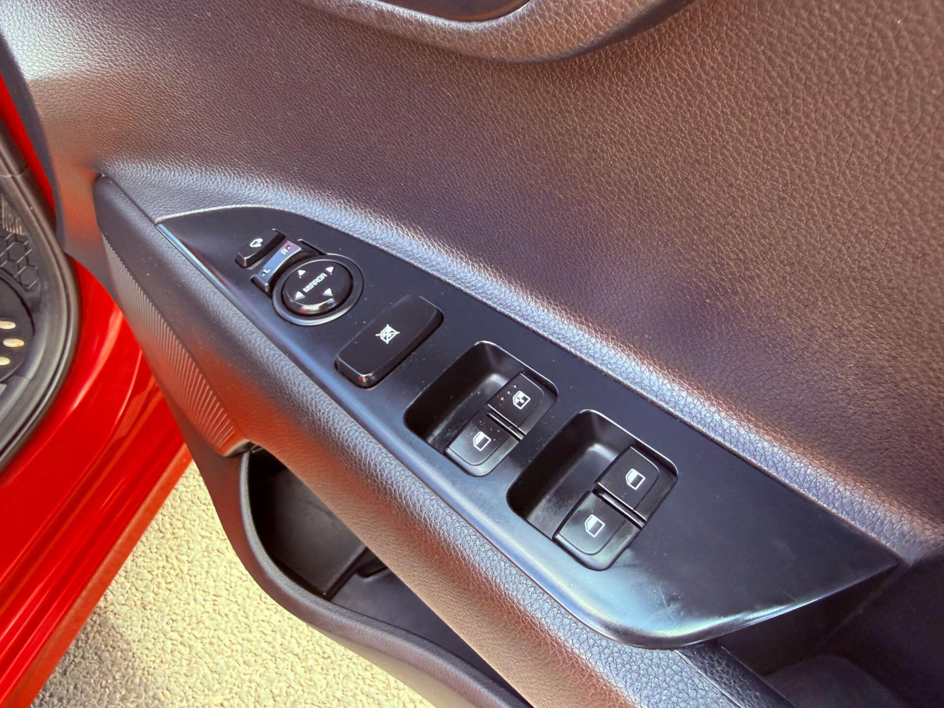 Kia Rio view 33