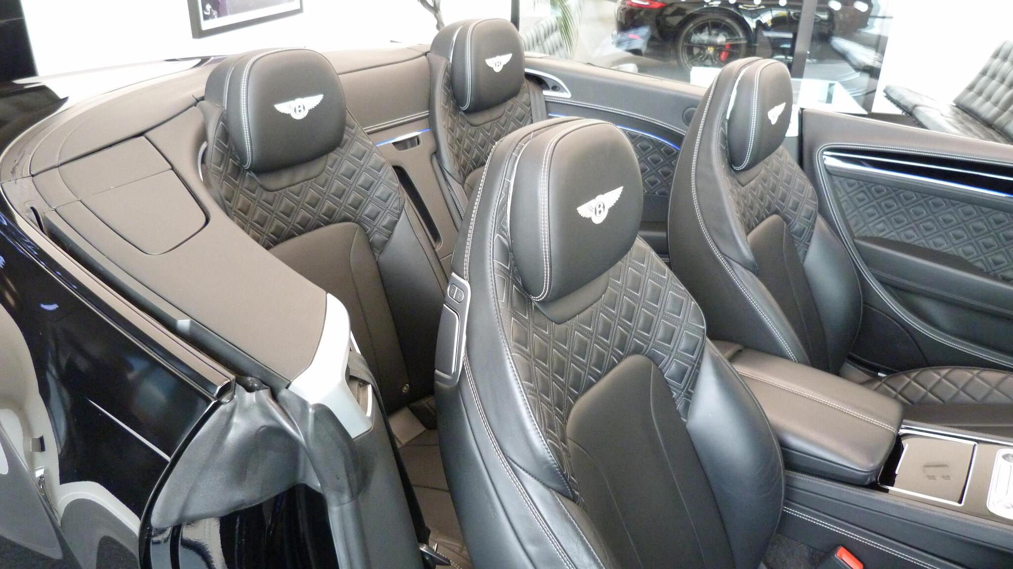 Bentley Continental view 32