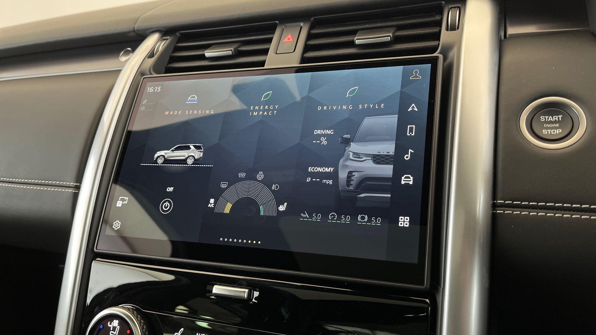 Land Rover Discovery view 38