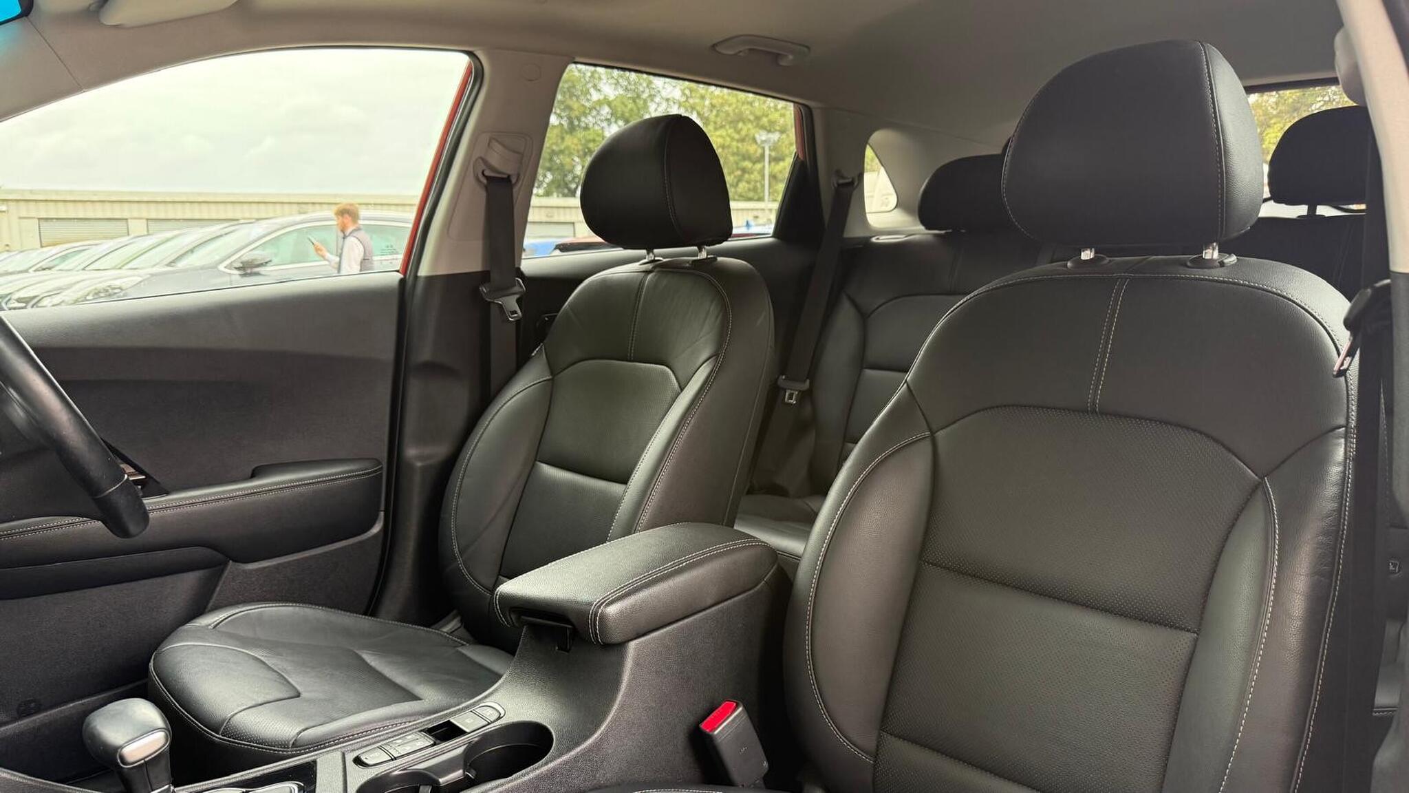 Kia Niro view 25