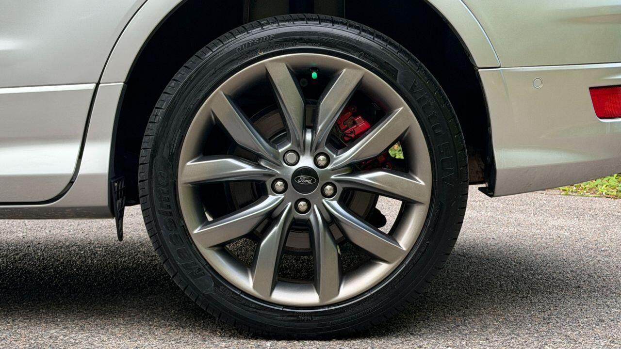 Ford Kuga view 43