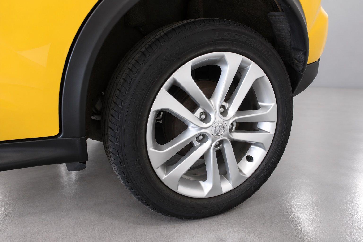 Nissan Juke view 55