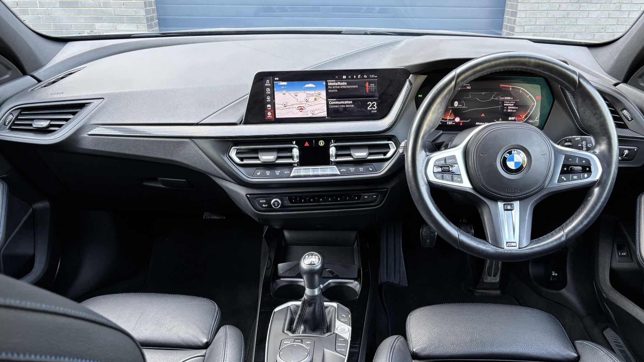 BMW 1 Series view 7