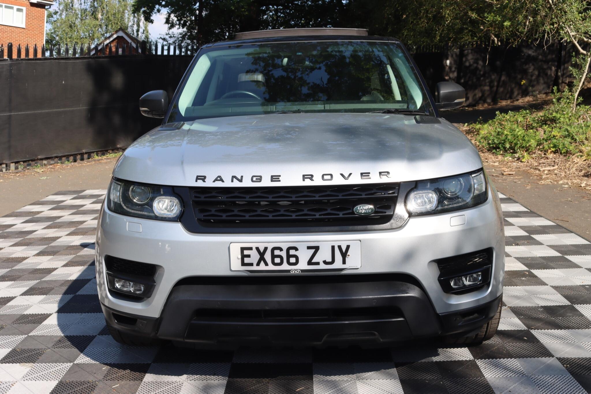 Land Rover Range Rover Sport view 19