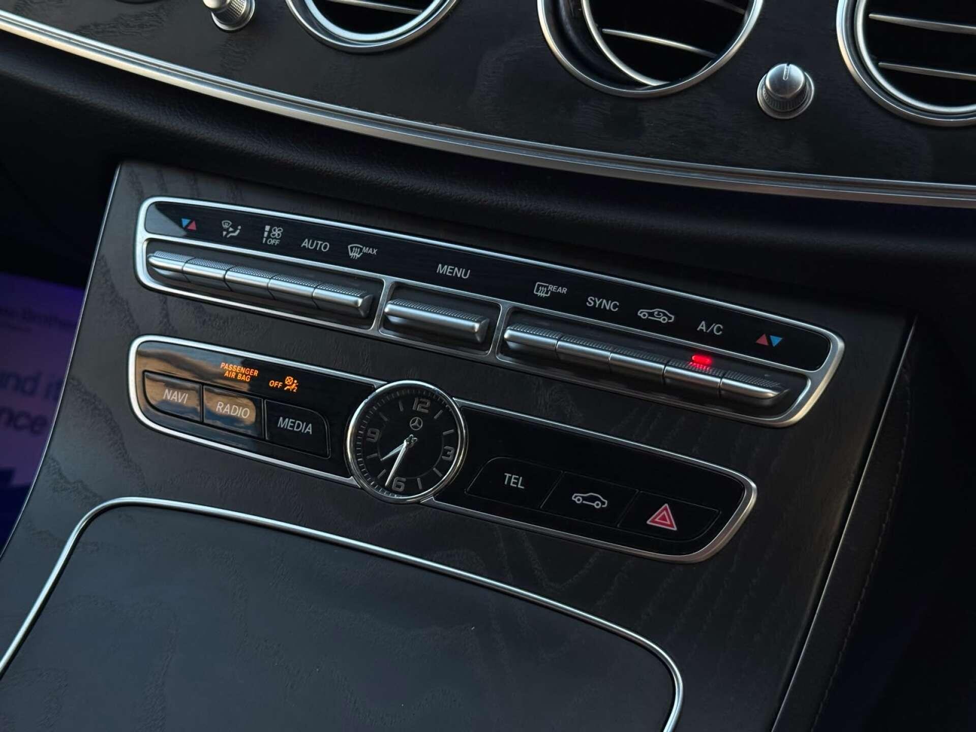 Mercedes-Benz E Class view 65