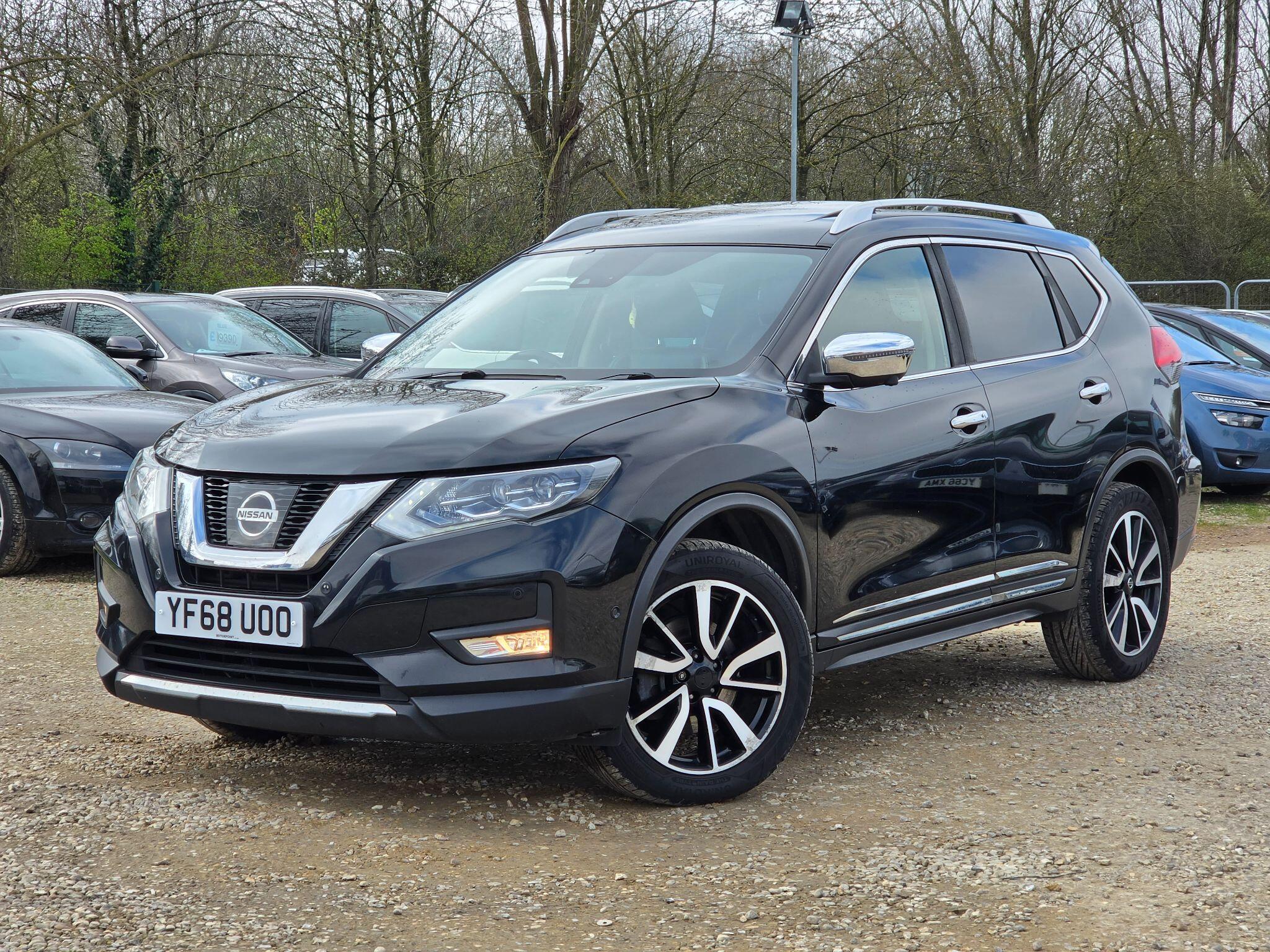 Nissan X-Trail view 2