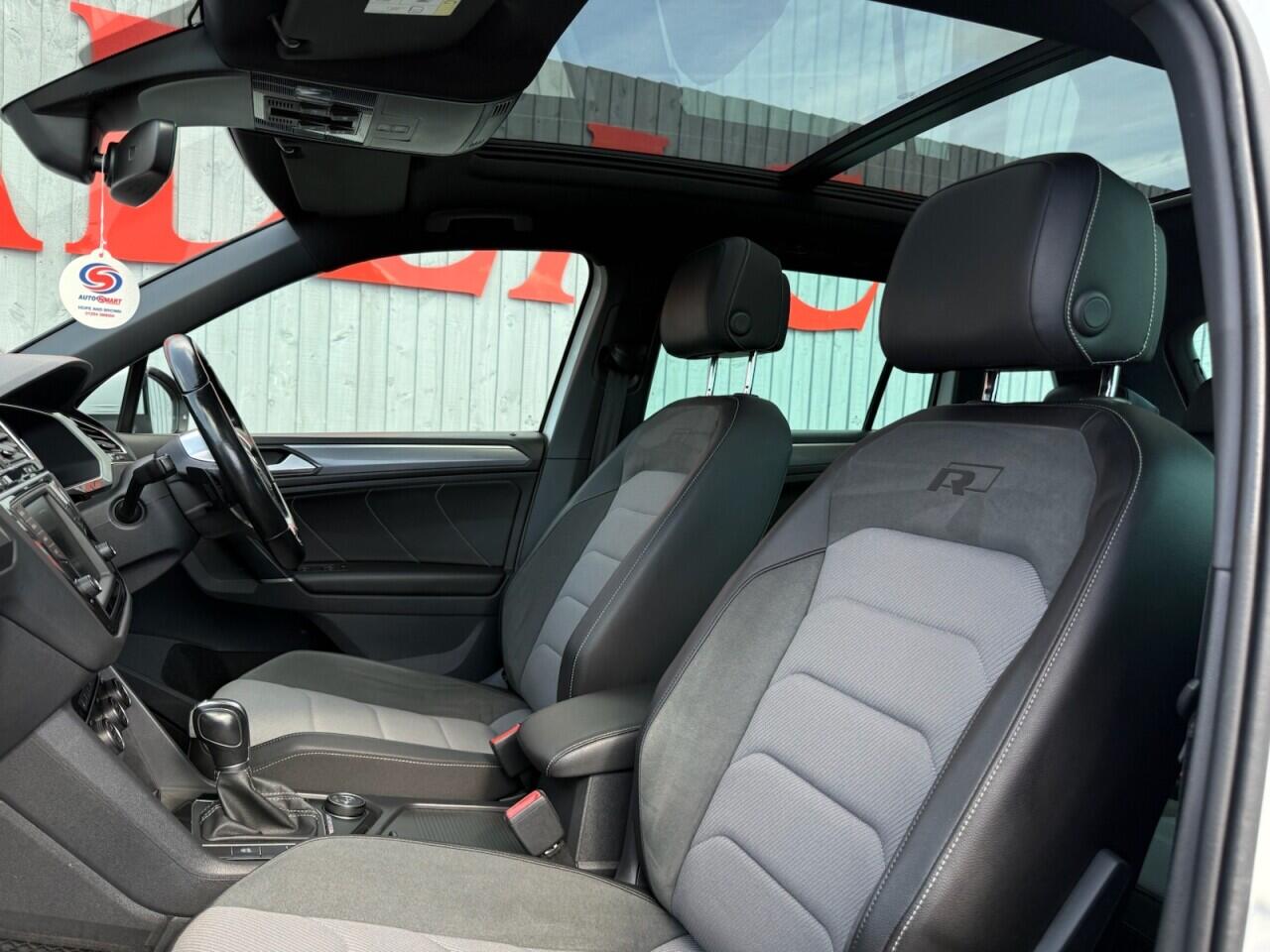 Volkswagen Tiguan view 22